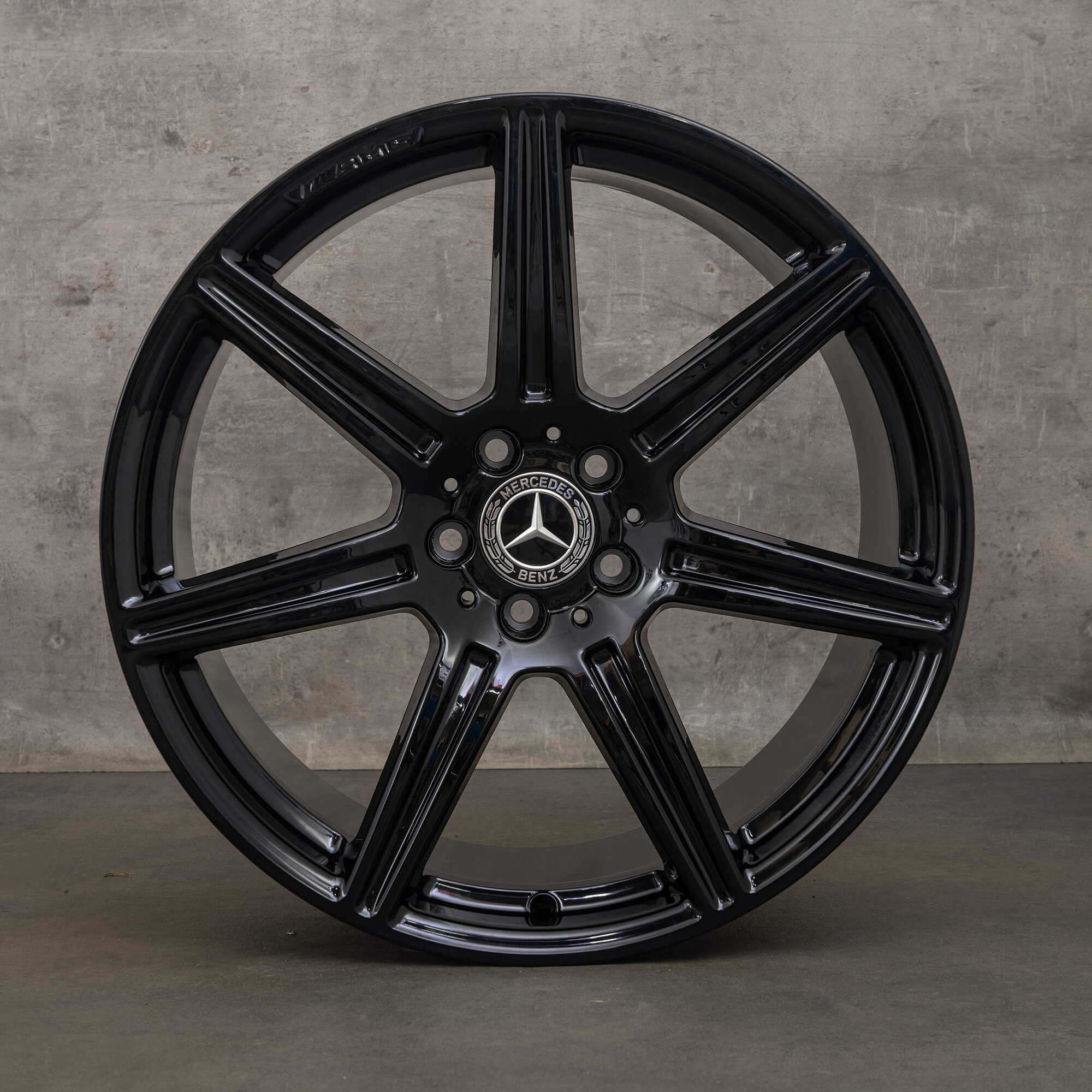 Orijinal AMG Mercedes SLS R197 C197 Siyah Seri 20 inç jant A1974010102 siyah parlak boyalı Arka aks