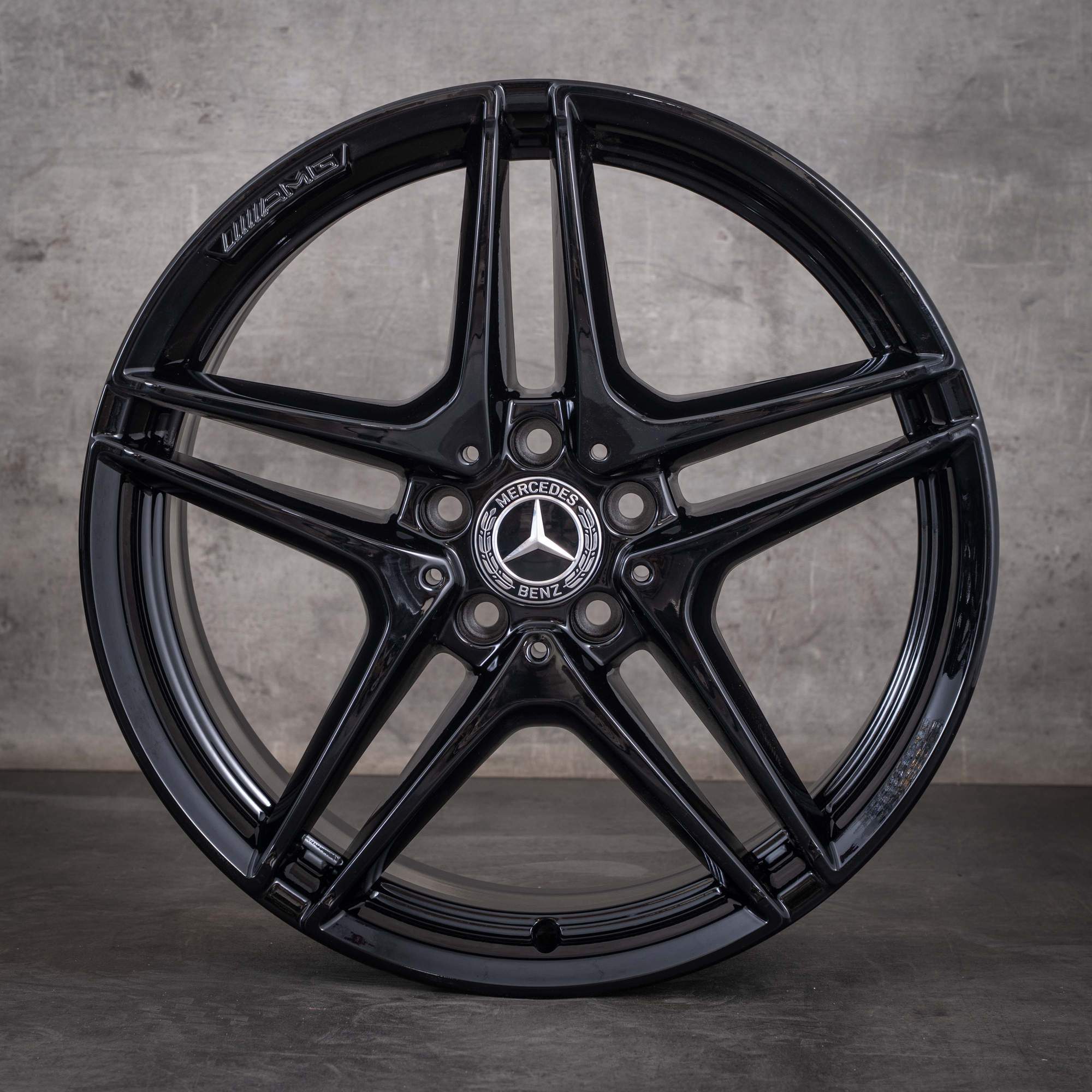 Jante originale Mercedes-Benz Clasa C C63 & S AMG de 19 inci W205 S205 A2054011900 A2054013600 negru lucios