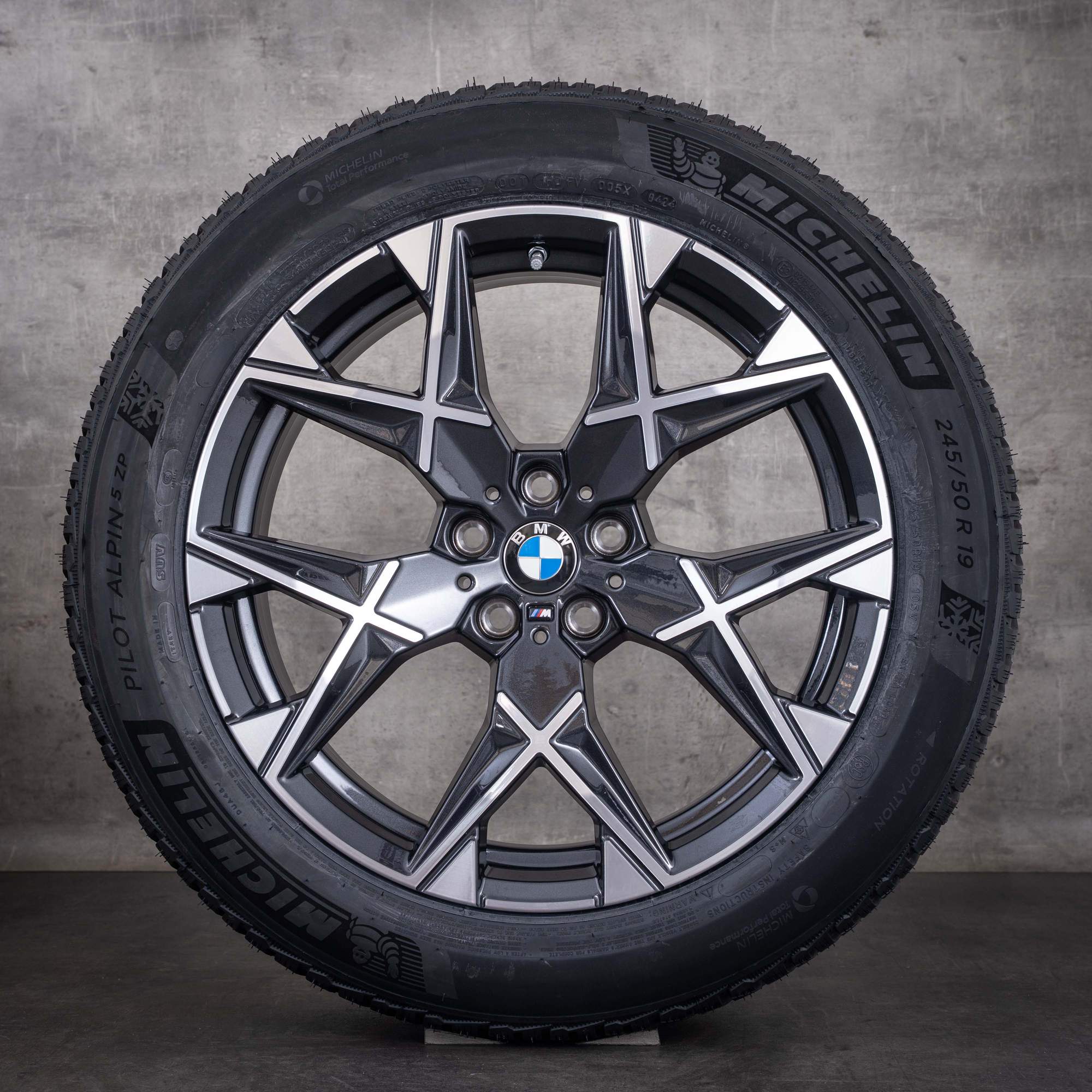 OEM BMW 7 Series i7 X3 winter wheels 19inch G70 G45 rims styling 1035 M 5A6F100 midnight gray diamond cut front new