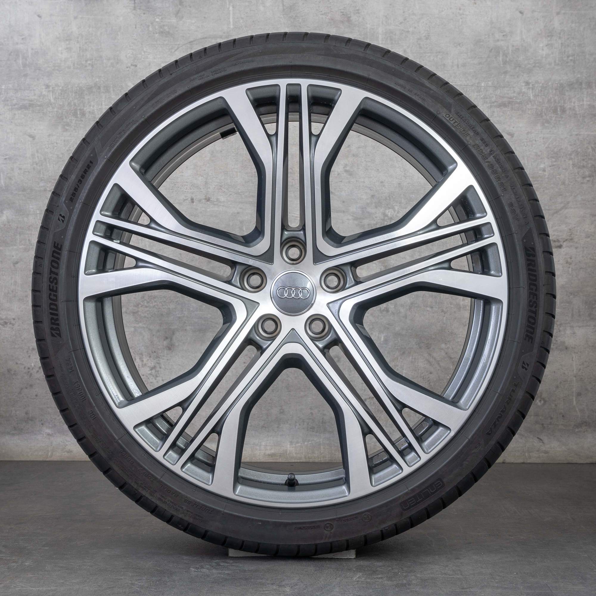 Oem Audi A7 S7 jantes 21 pouces 4K C8 pneus été 4K8601025AA titane poli