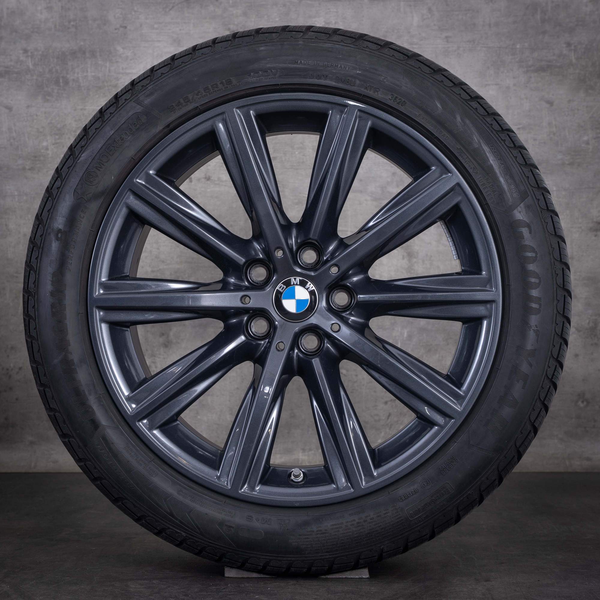 Original BMW 5er Winterräder 18 Zoll G30 G31 Felgen Styling 684 6874441 midnight grey glanz