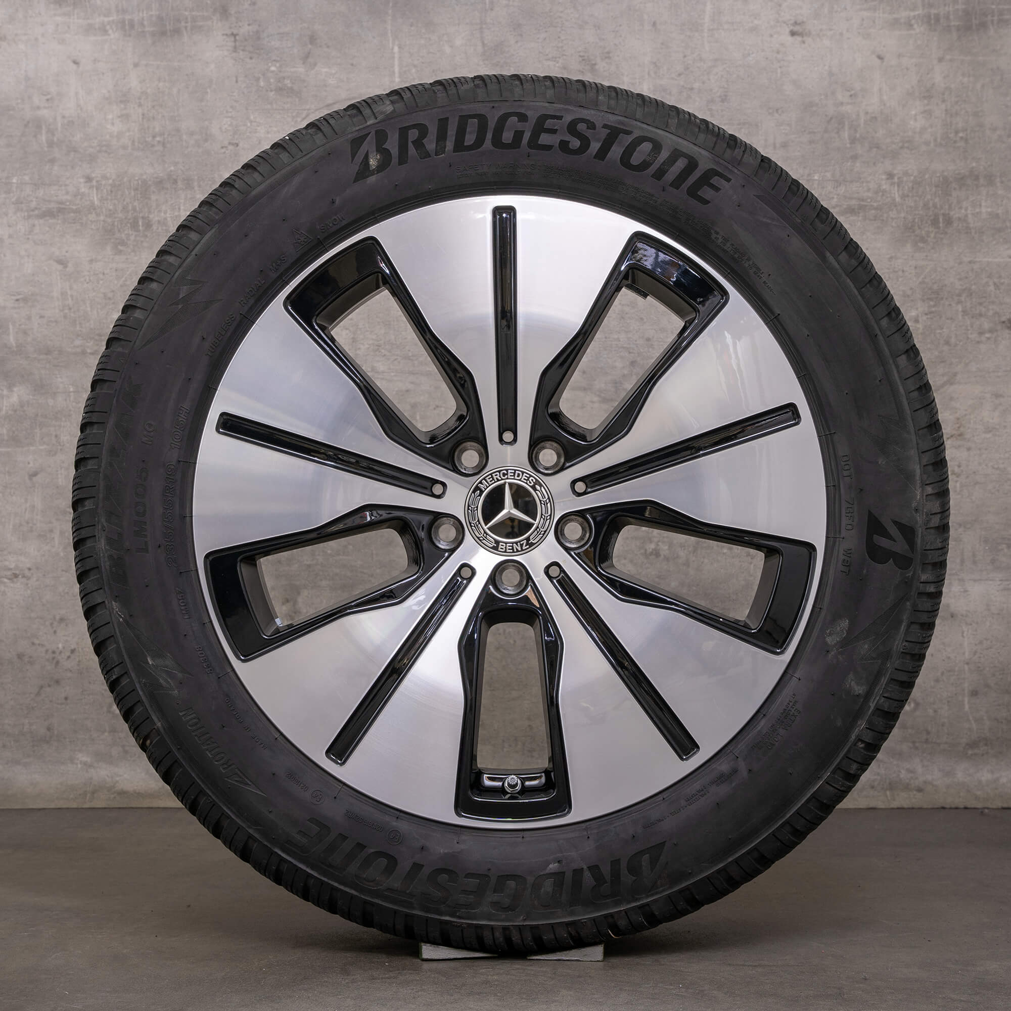 Original Mercedes Benz EQC llantas de invierno 19 pulgadas N293 5mm A2934010100 negro brillante torneado