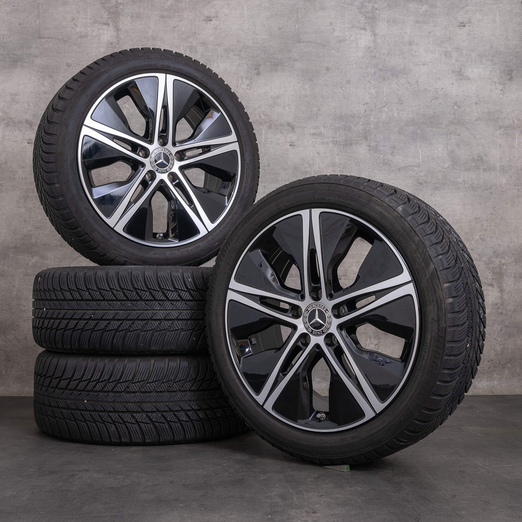 Mercedes Benz A B Class CLA 18 polegadas W177 V177 W247 C118 X118 jantes e pneus inverno originais A1774010500 preto brilhante virado