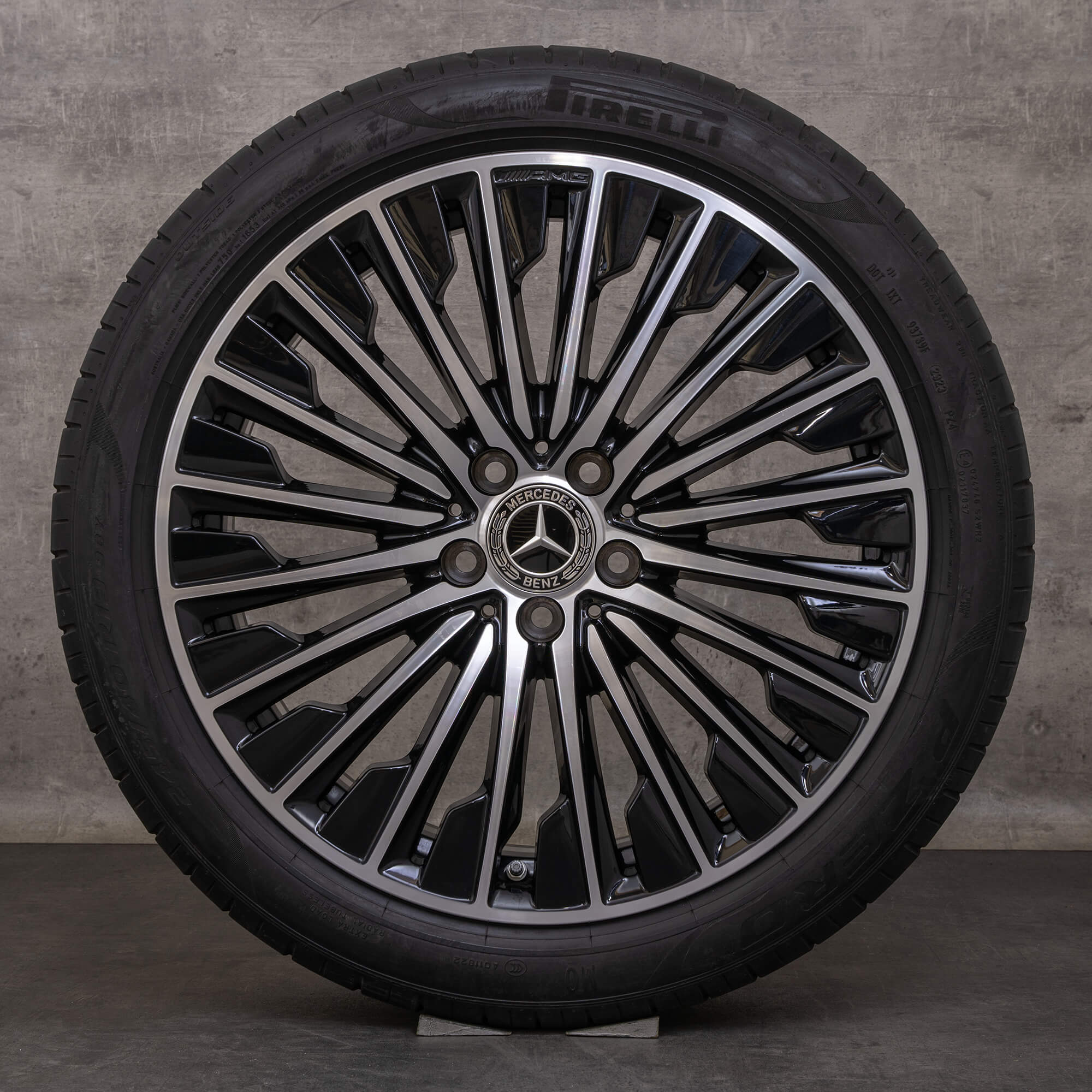 Alkuperäiset Mercedes Benz CLE AMG vanteet 19 tuuman C236 A236 kesäpyörät A2364011900 A2364012000 musta Kiillotettu