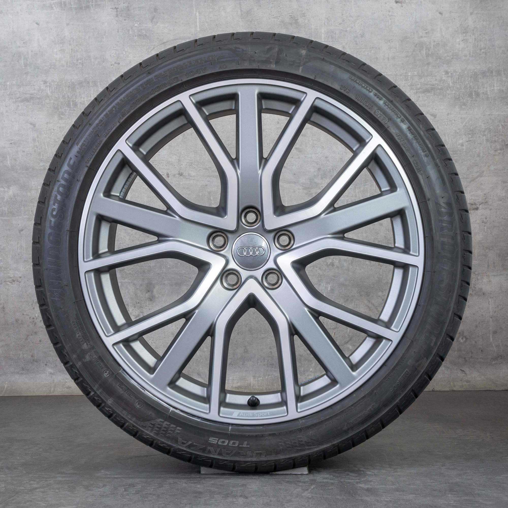 Alkuperäiset Audi A6 S6 talvirenkaat 20 tuuman 4K C8 vanteet 4K0601025AB titaani matta kiillotettu.