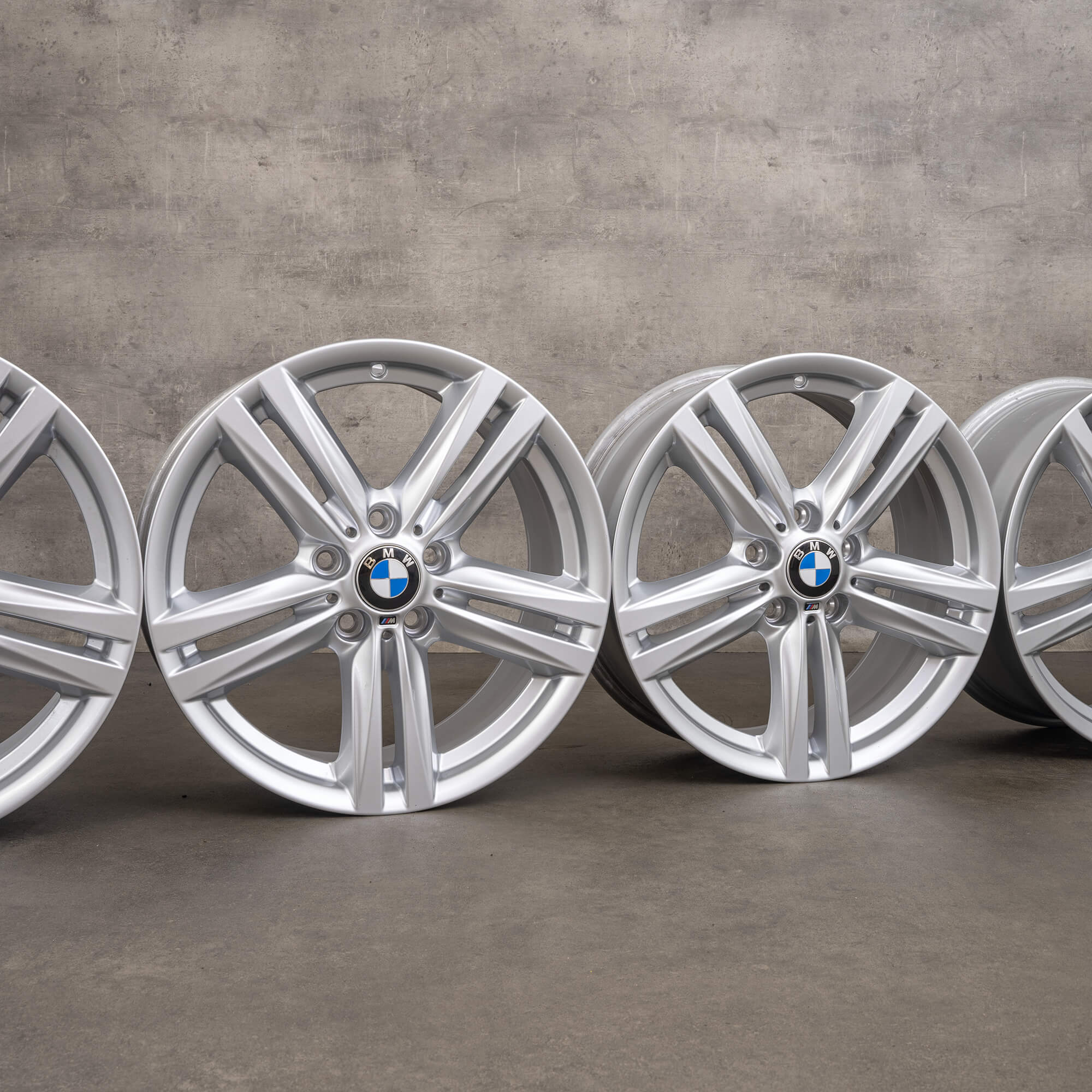 OEM BMW 1 Series F20 F21 2 F22 F23 18 inch Rims 386 M 7845852 7845853