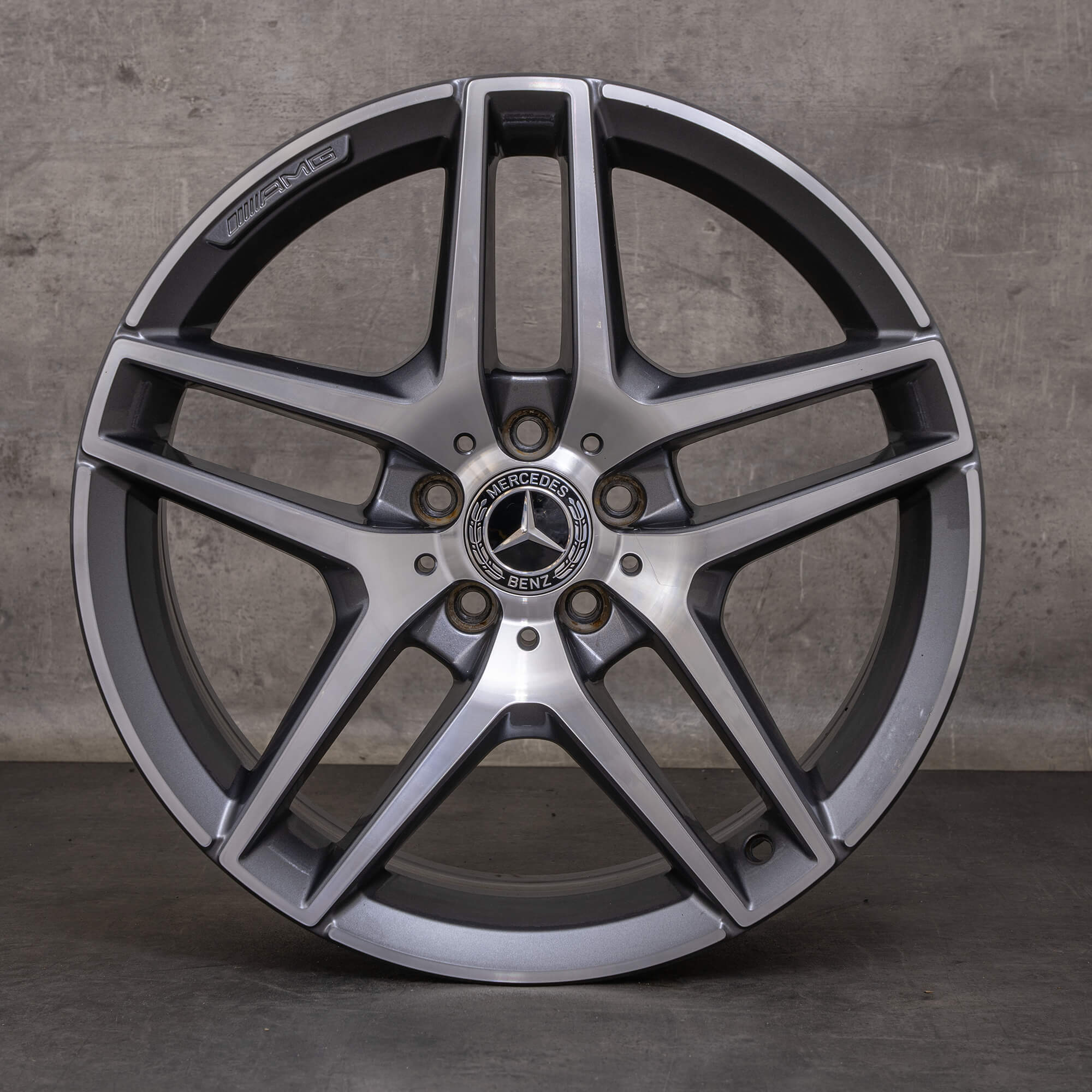 Alkuperäiset Mercedes Benz S-sarjan AMG talvirenkaat 19 tuuman W222 A217 C217 vanteet A2224010000 himalajanharmaa Kiillotettu