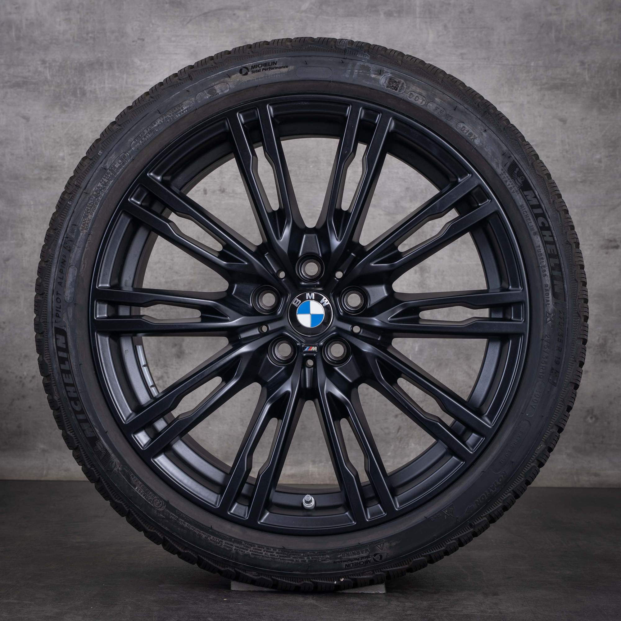 Roues hiver d'origine BMW M2 M3 M4 19 pouces G87 G80 G82 G83 style 829 M références 8093844 8093845 noir mat « jet black » - roue 1 sur 4