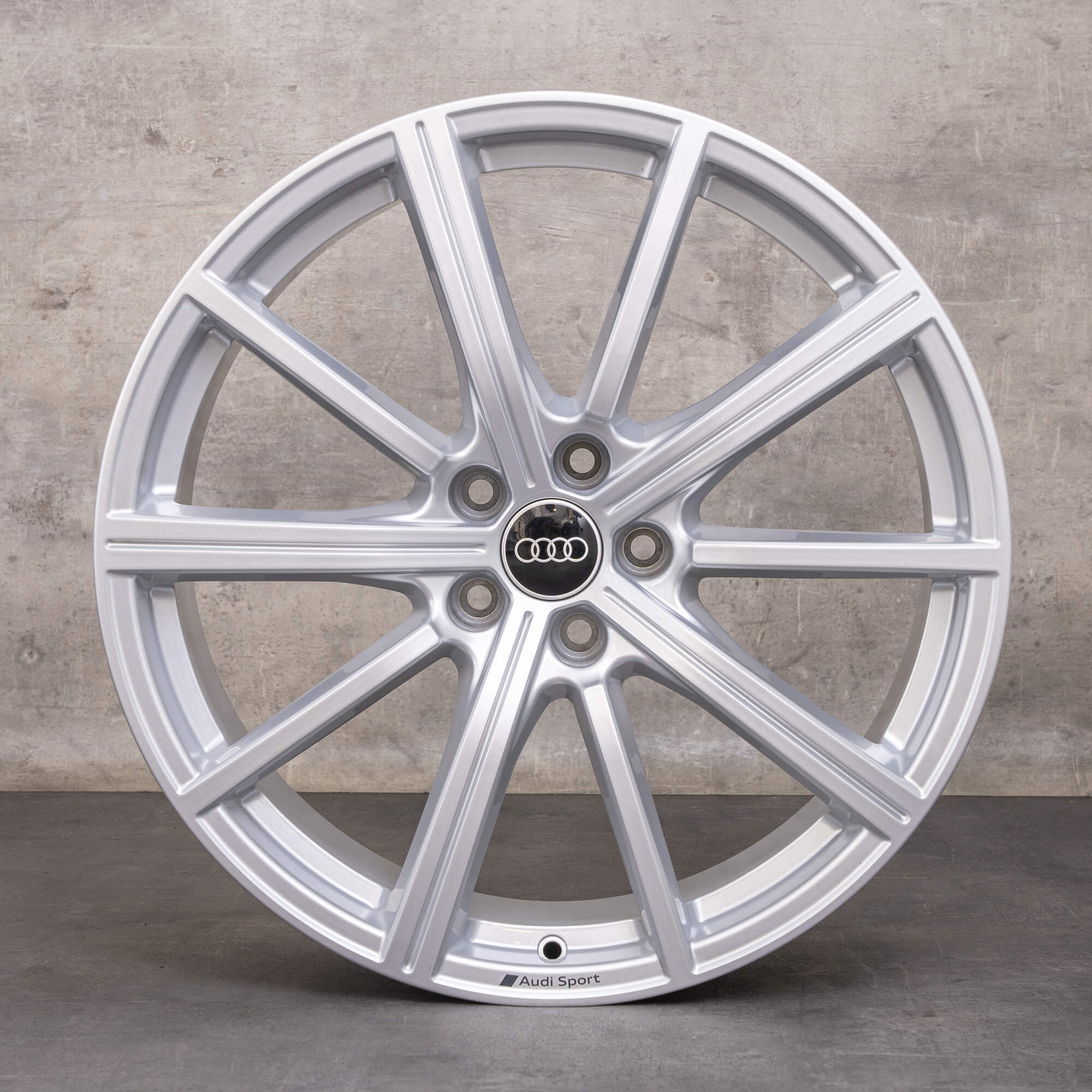 Audi Q3 RSQ3 jantes 20 polegadas F3 83A601025BC prata