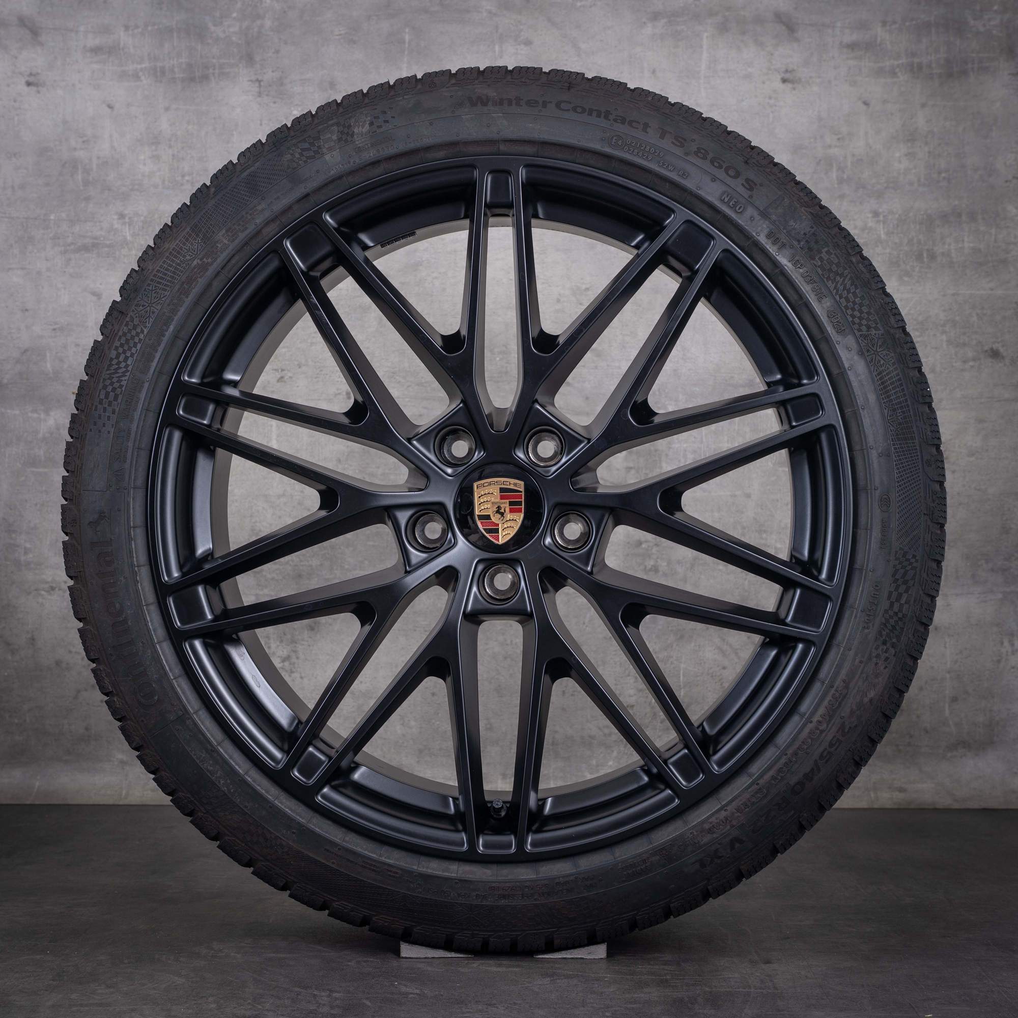Original Porsche Macan Electric Winterräder 22 Zoll H2 Felgen 95C044600L schwarz matt