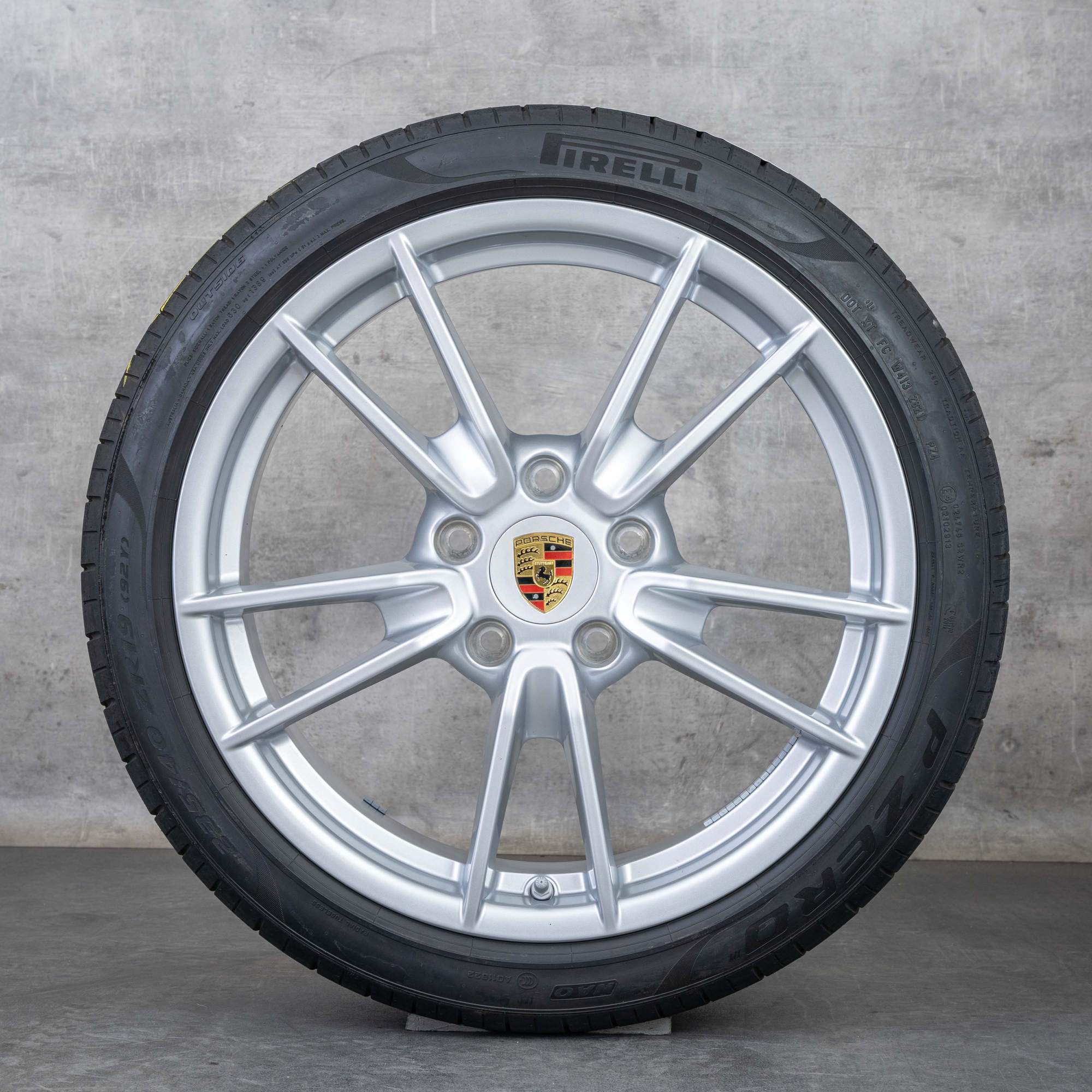 Alkuperäiset Porsche 992 I Carrera vanteet 19 20 tuuman kesäpyörät 992601025 992601025A silver glossy