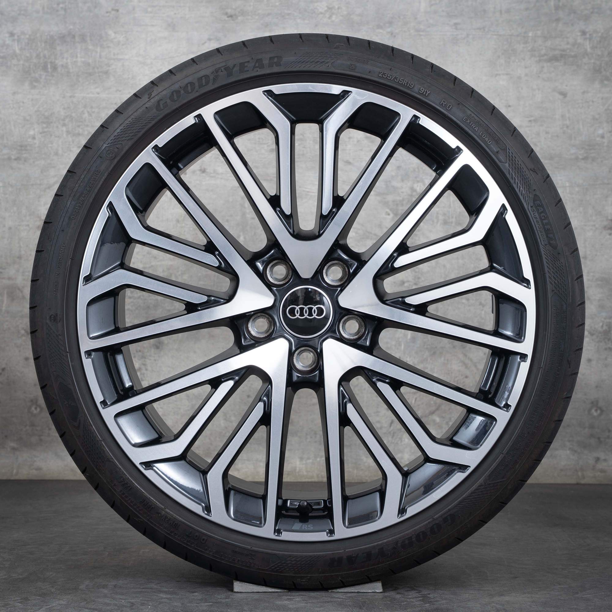 Aidot Audi A3 S3 alkuperäiset vanteet 19 tuuman 8Y kesäpyörät 8Y0601025CN graniitti kiillotettu