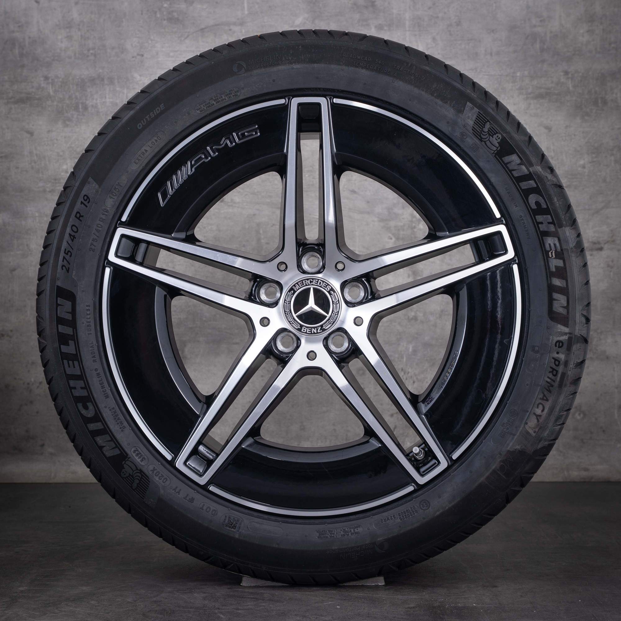 Original Mercedes Benz E-Klasse AMG Winterräder 19 Zoll W214 S214 Felgen A2144010300 A2144010400 schwarz glanzgedreht