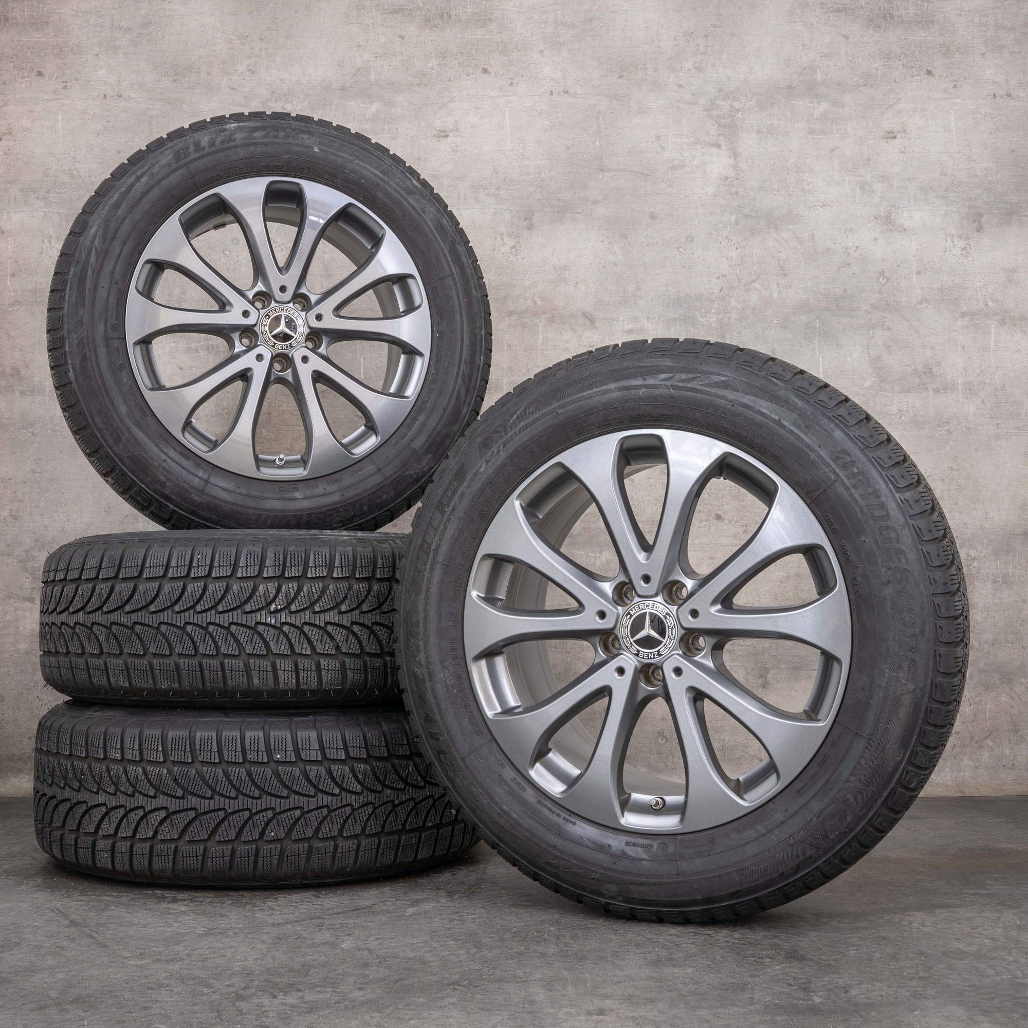 Alkuperäiset Mercedes Benz GLC talvirenkaat 18 tuuman X253 C253 vanteet A2534011500 himalajanharmaa kiiltävästi.