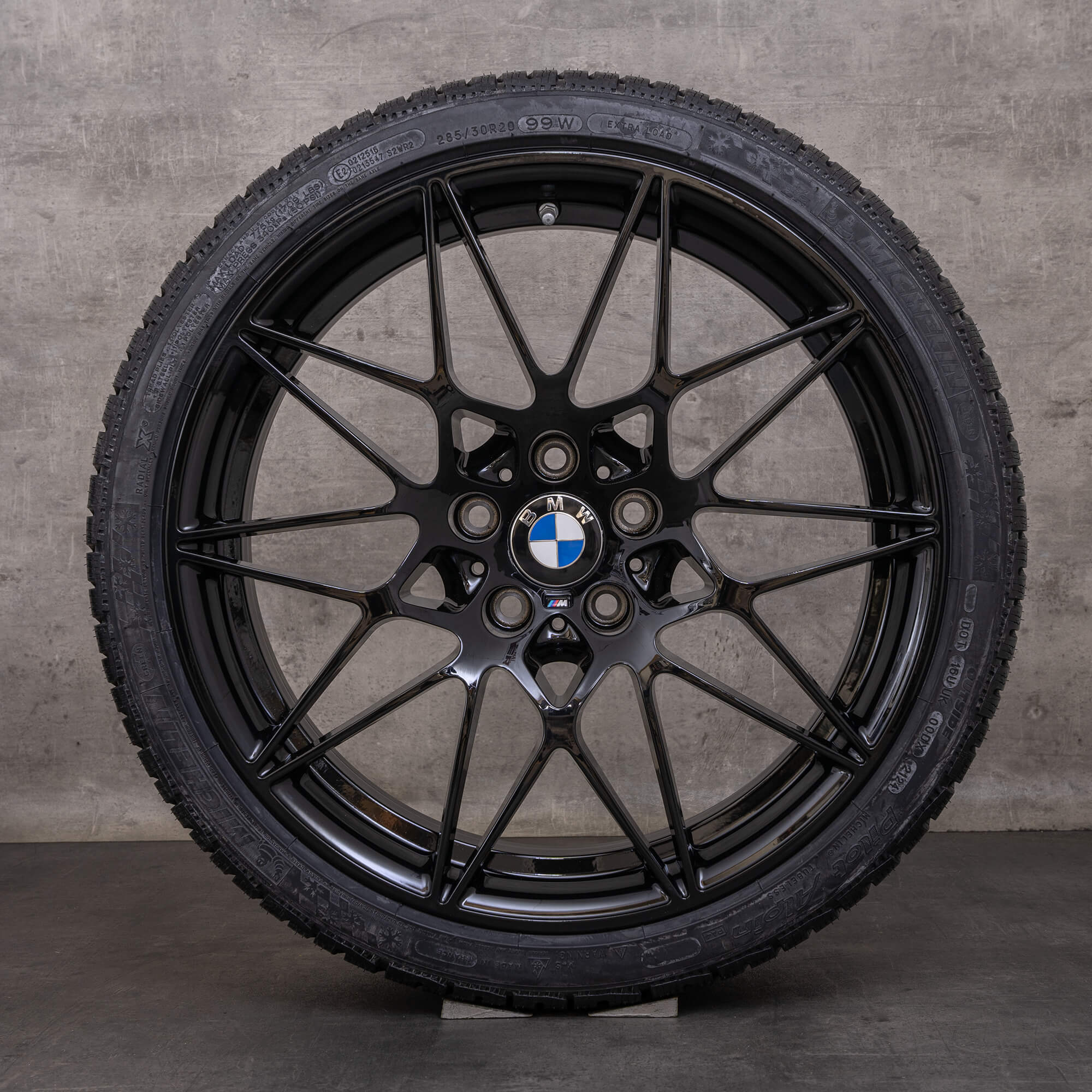 Original BMW M3 M4 Winterräder 20 Zoll F80 F82 F83 Felgen 8090194 8090195 Styling 666 M schwarz glanz