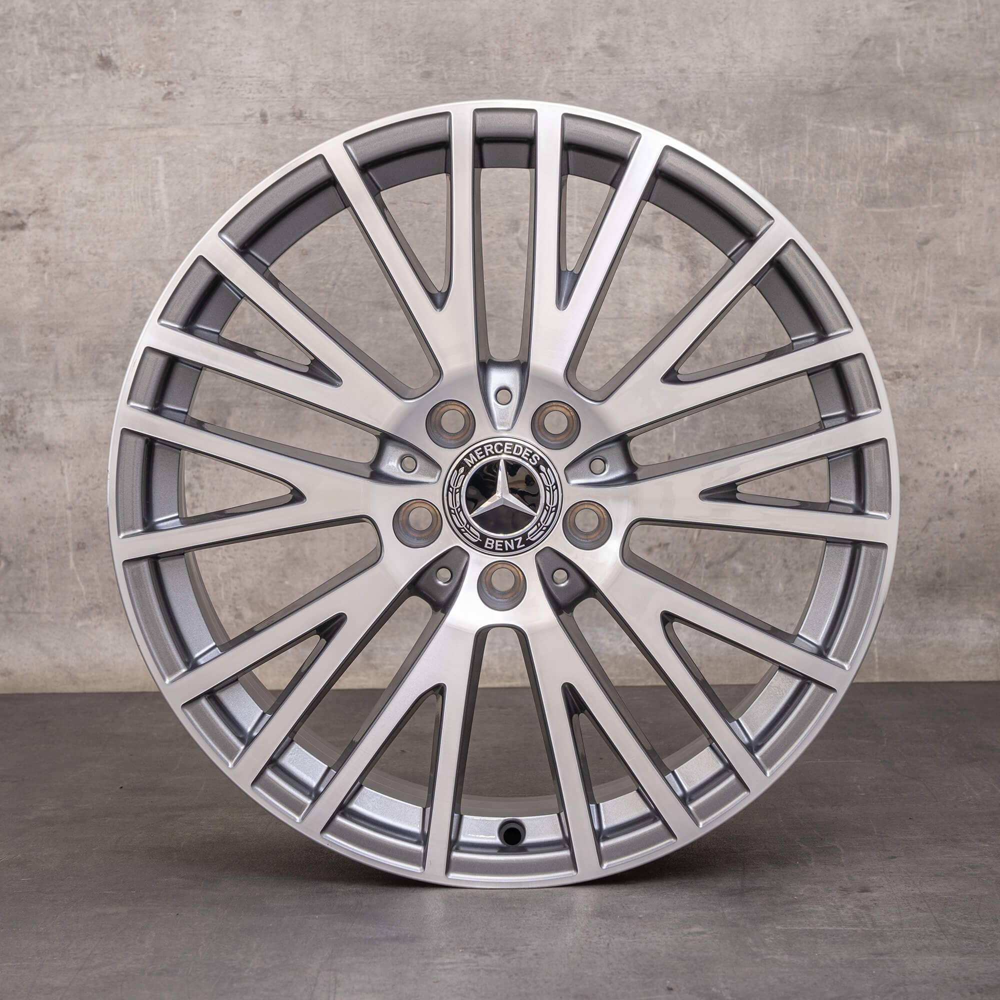 Original Mercedes Benz A B Klasse CLA Felgen 18 Zoll W177 V177 W247 X118 C118 A1774010600 himalaya grey glanzgedreht