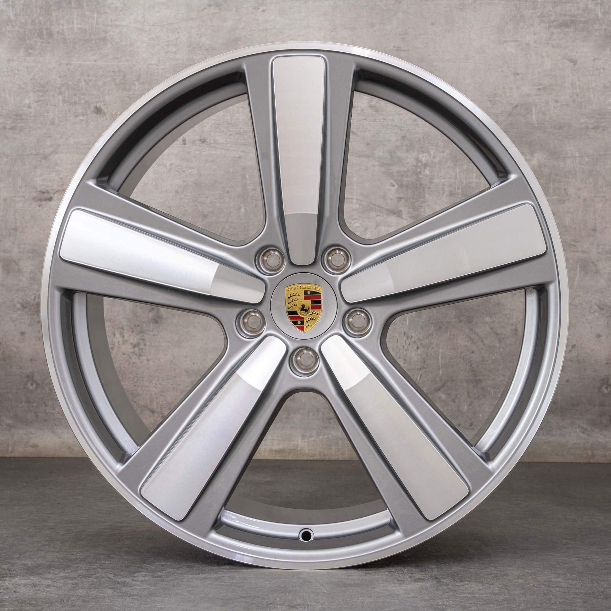 Oryginał Porsche Cayenne Coupé GTS Hybryda 9Y0 II Felgi 22 cale 9Y0601025EA 9Y3601025CE Exclusive Design platynowo srebrne Polerowane NOWOŚĆ
