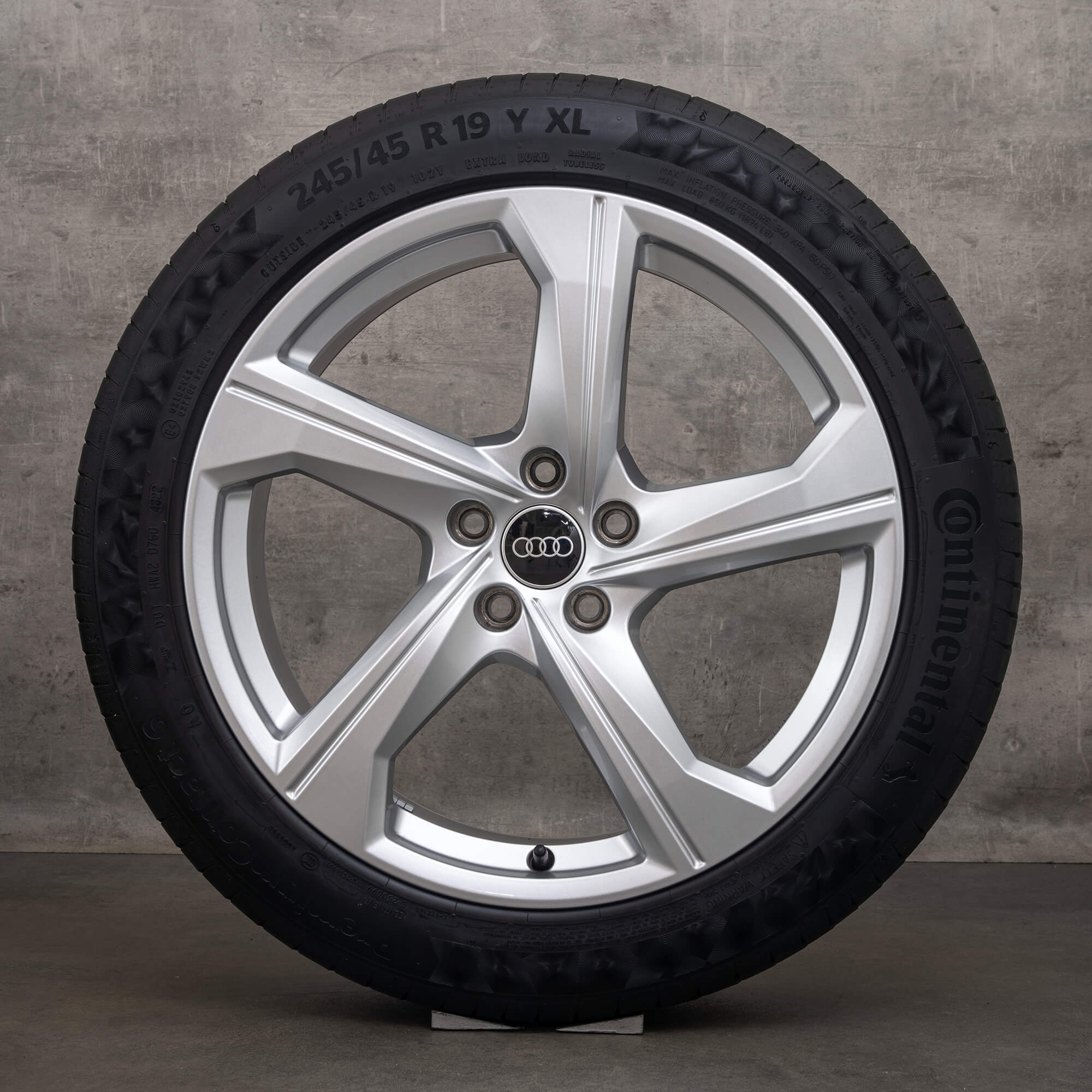 OEM Audi A6 S6 19 inch 4K C8 rims summer tires 4K0601025AJ silver wheels