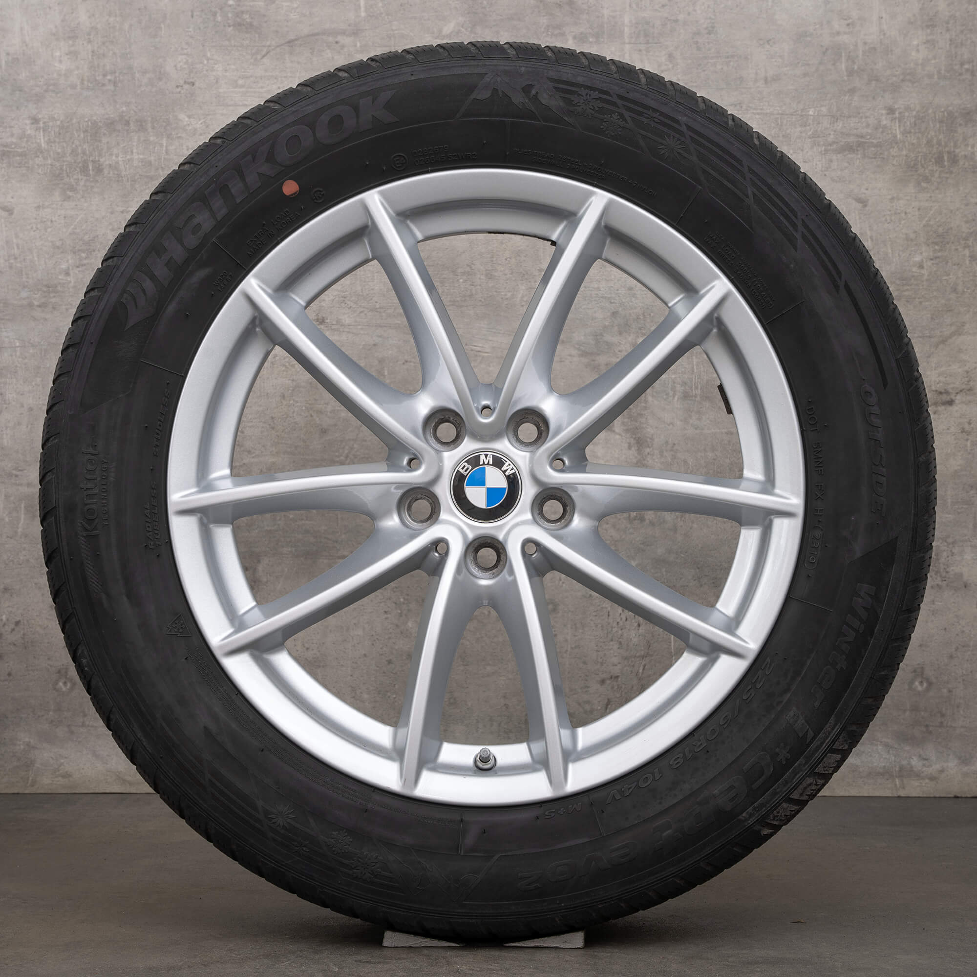 BMW X3 G01 X4 G02 vinterhjul 18 tums fälgar 618 vinterdäck 6880047 silver