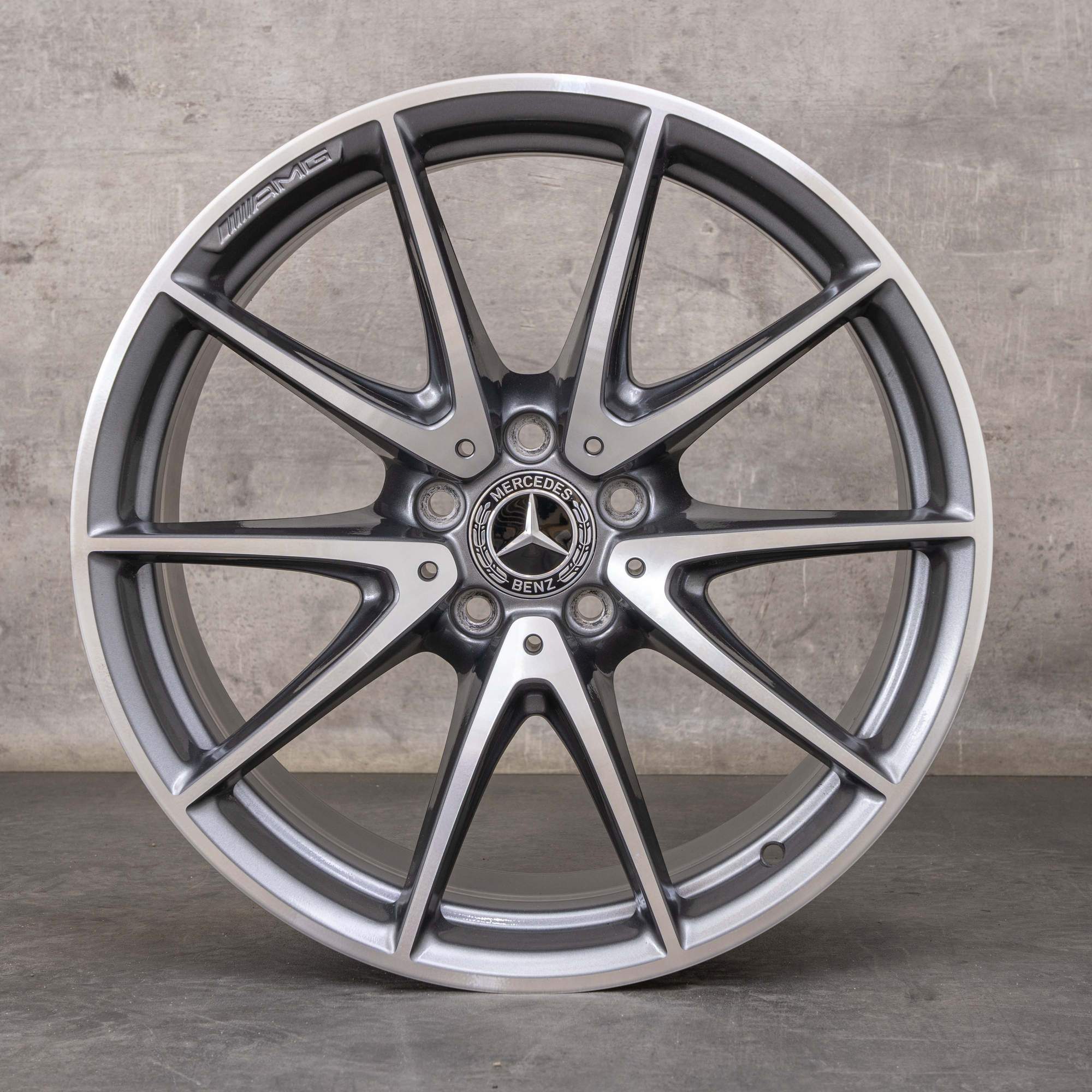 Alkuperäiset Mercedes Benz E-sarja E63 & S AMG vanteet 19 tuuman W213 S213 A2134012600 A2134014600 himalaya harmaa kiillotettu