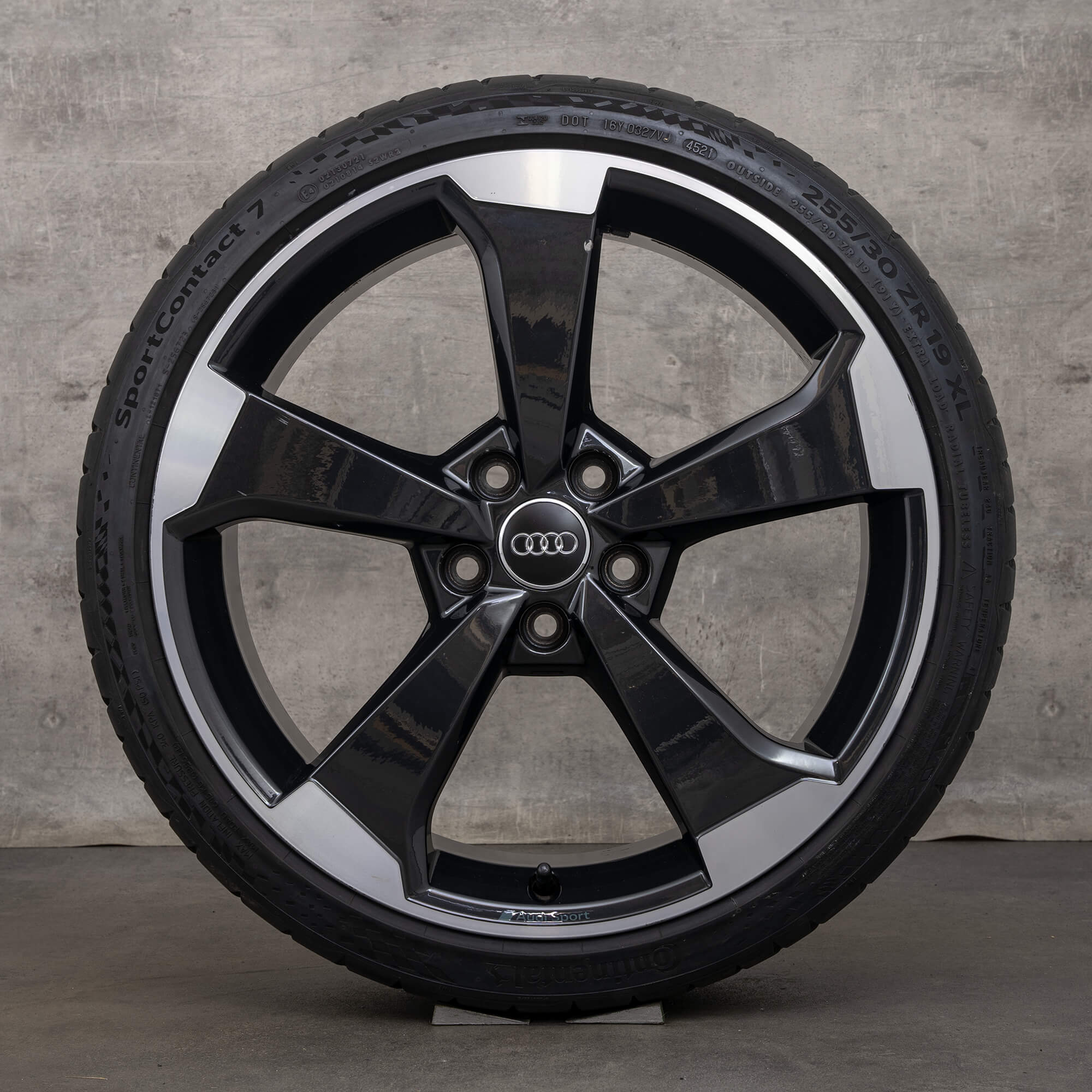 Audi RS3 8V jantes été 19 pouces rotor pneus 6 mm