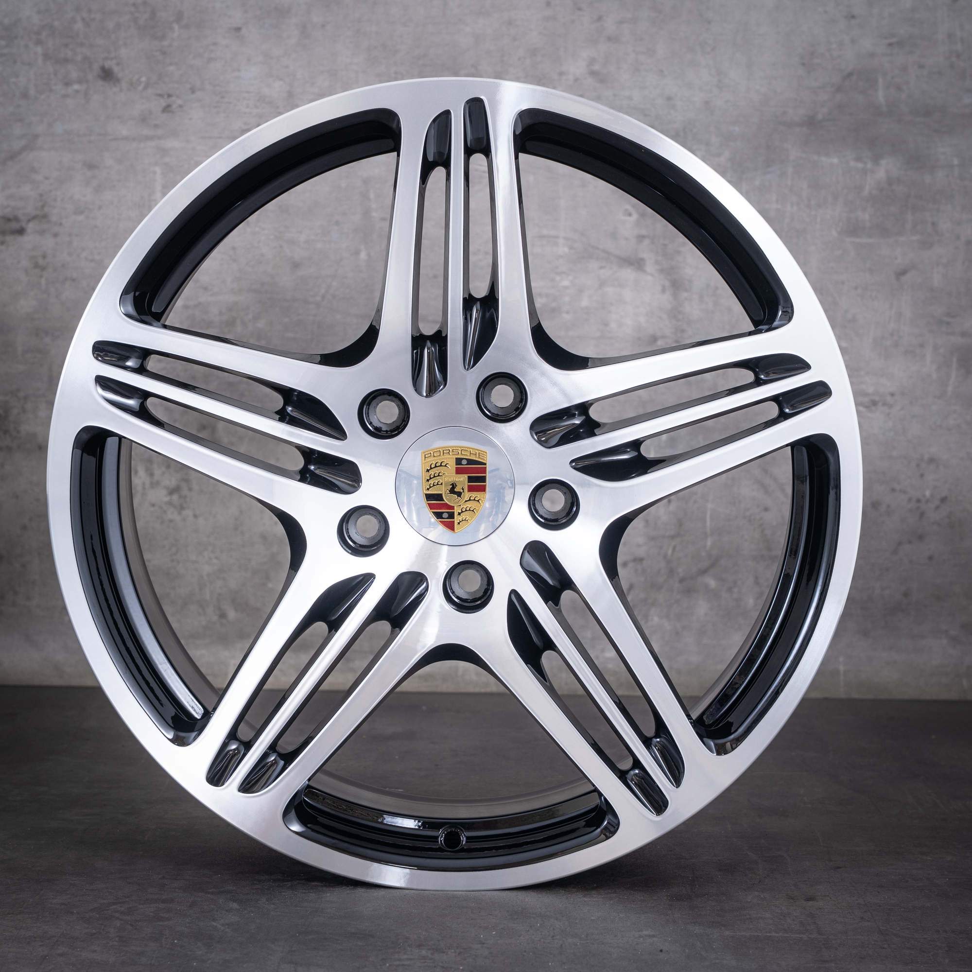 Original Porsche 997 Winterräder 19 Zoll Turbo & S Felgen 99736215605 99736216202 schwarz front glanzgedreht NEU