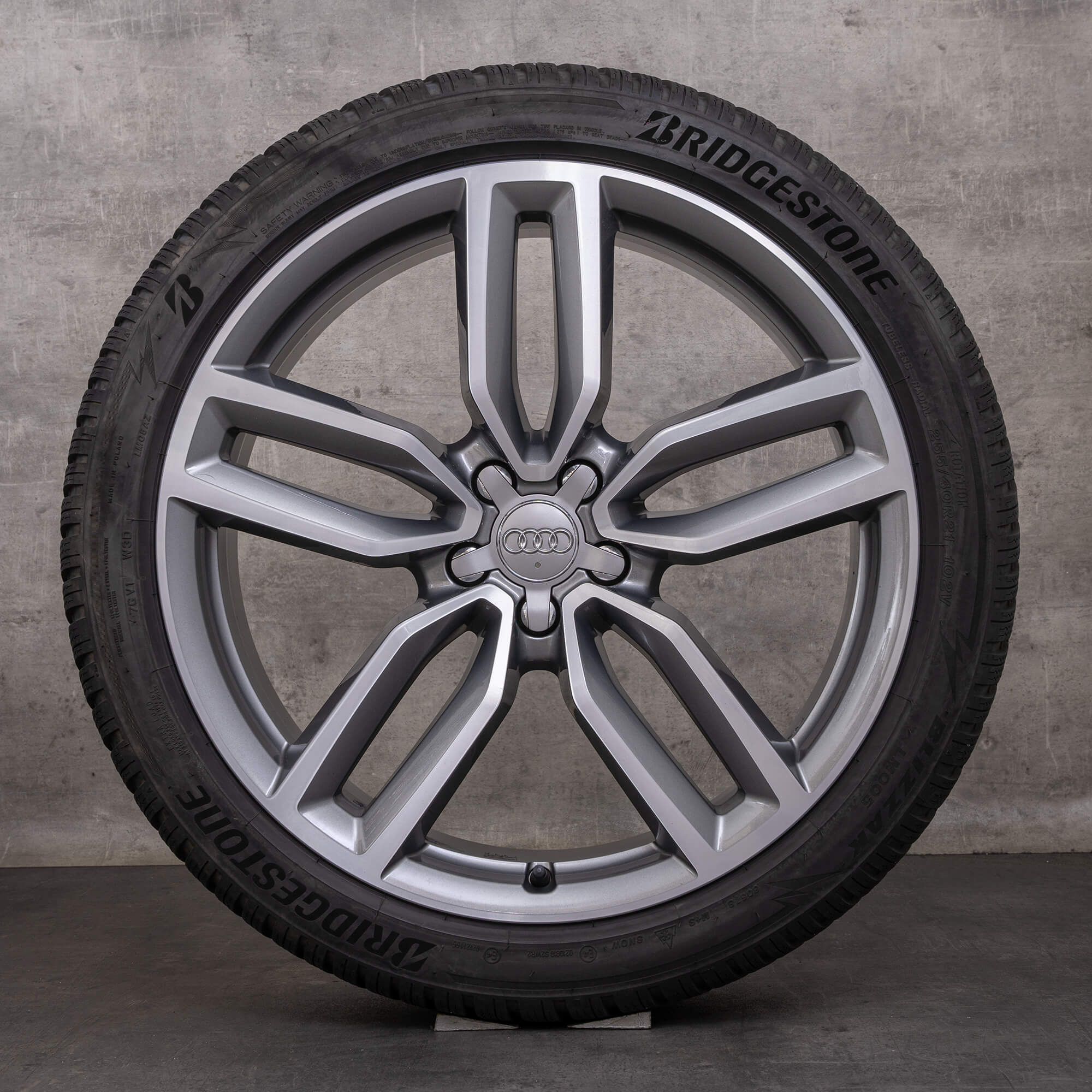 Originale Audi Q5 SQ5 vinterhjul 21 tommers 8R felger 8R0601025AM titanpolert