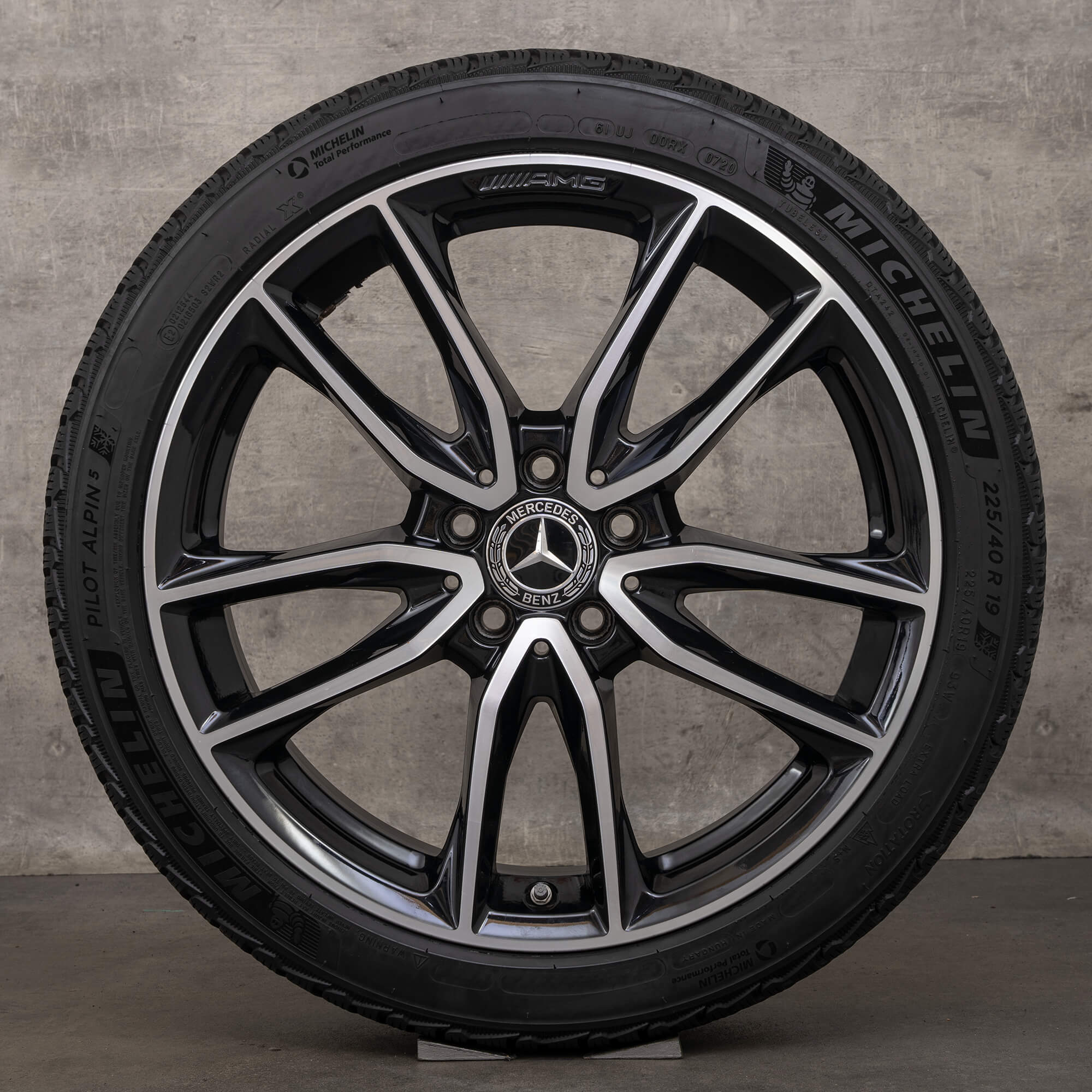 AMG Mercedes AB CLA W177 W247 W118 kış lastikleri 19 inç jantlar A1774011700 6