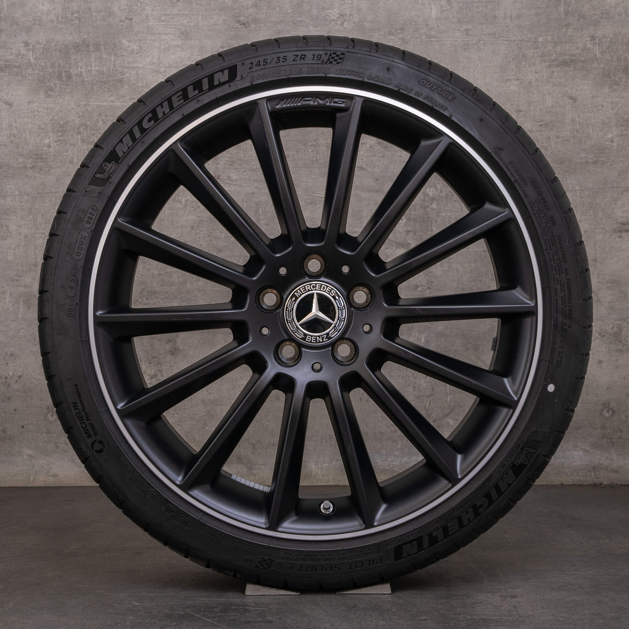 OEM Mercedes Benz CLA 35 AMG Rims 19 inch C118 X118 Summer wheels A1184010300 black matt glossy turned NEW