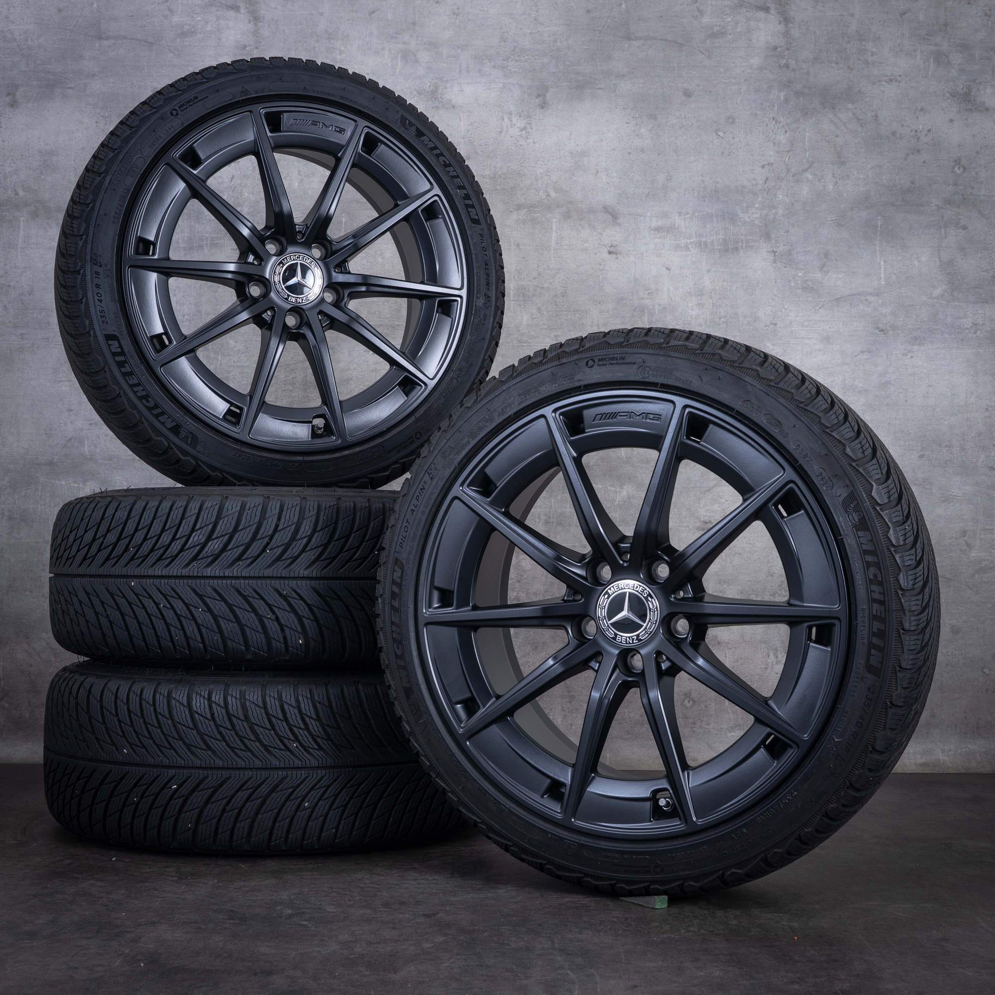 Originale Mercedes-Benz CLA 35 AMG vinterhjul 18 tommer C118-fælge A1184010500 mat sort