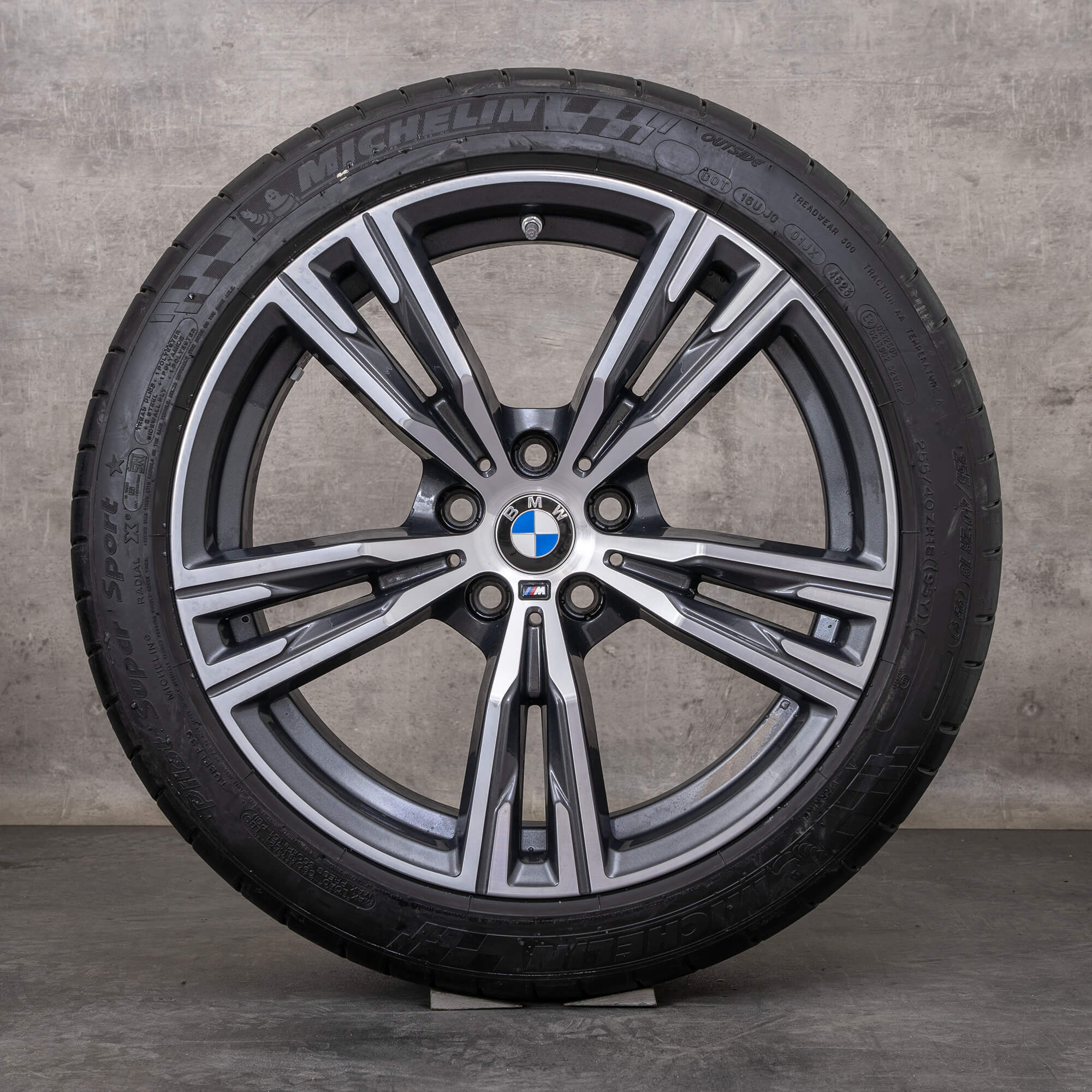 Oryginalał BMW Z4 koła zimowe 18 cali G29 felgi stylizacja 798 M 8089874 8089875 orbit szary polerowane