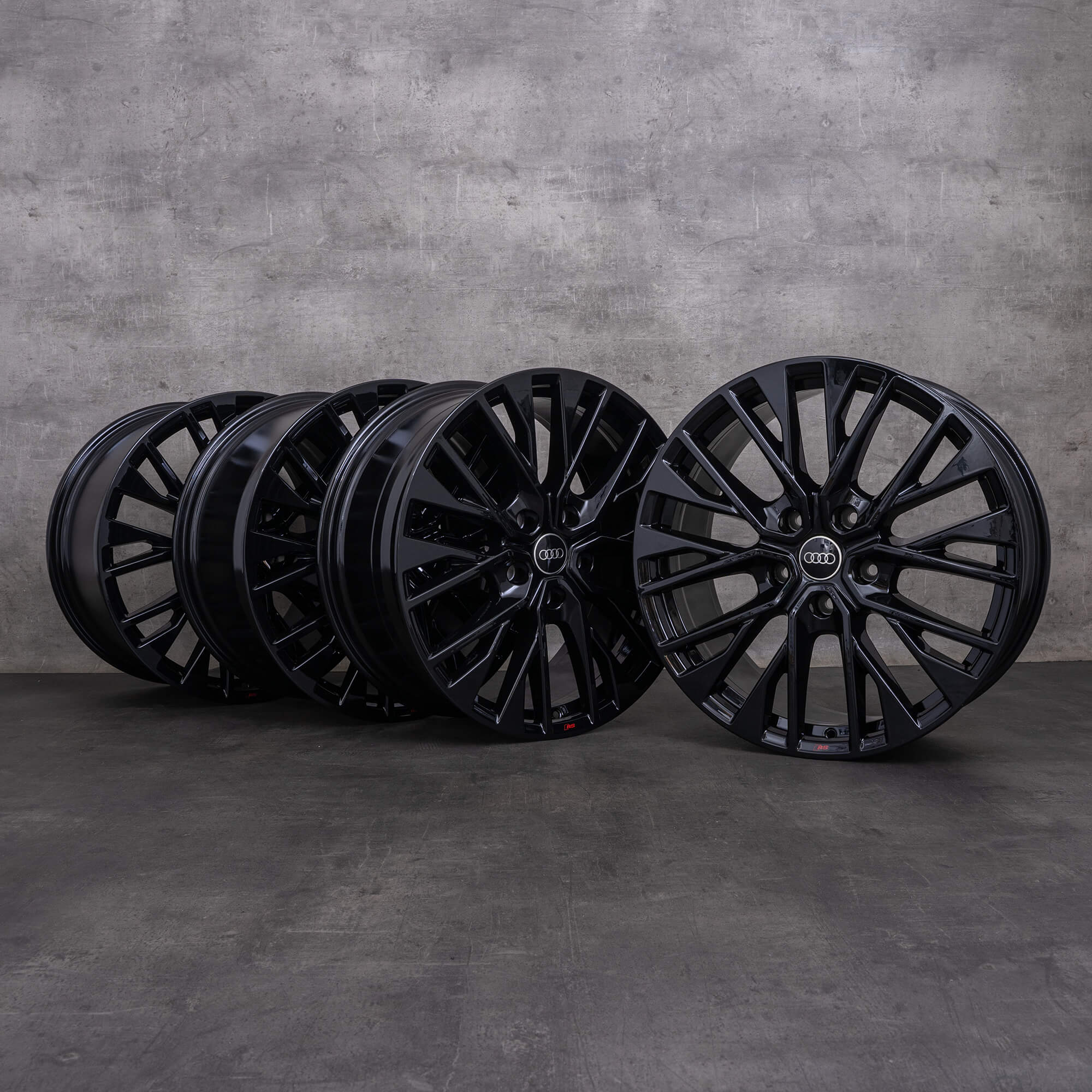 Originale Audi e-tron GT fælge 20 tommer FW Gran Turismo quattro 4J3601025CE 4J3601025CF sort højglans NYT