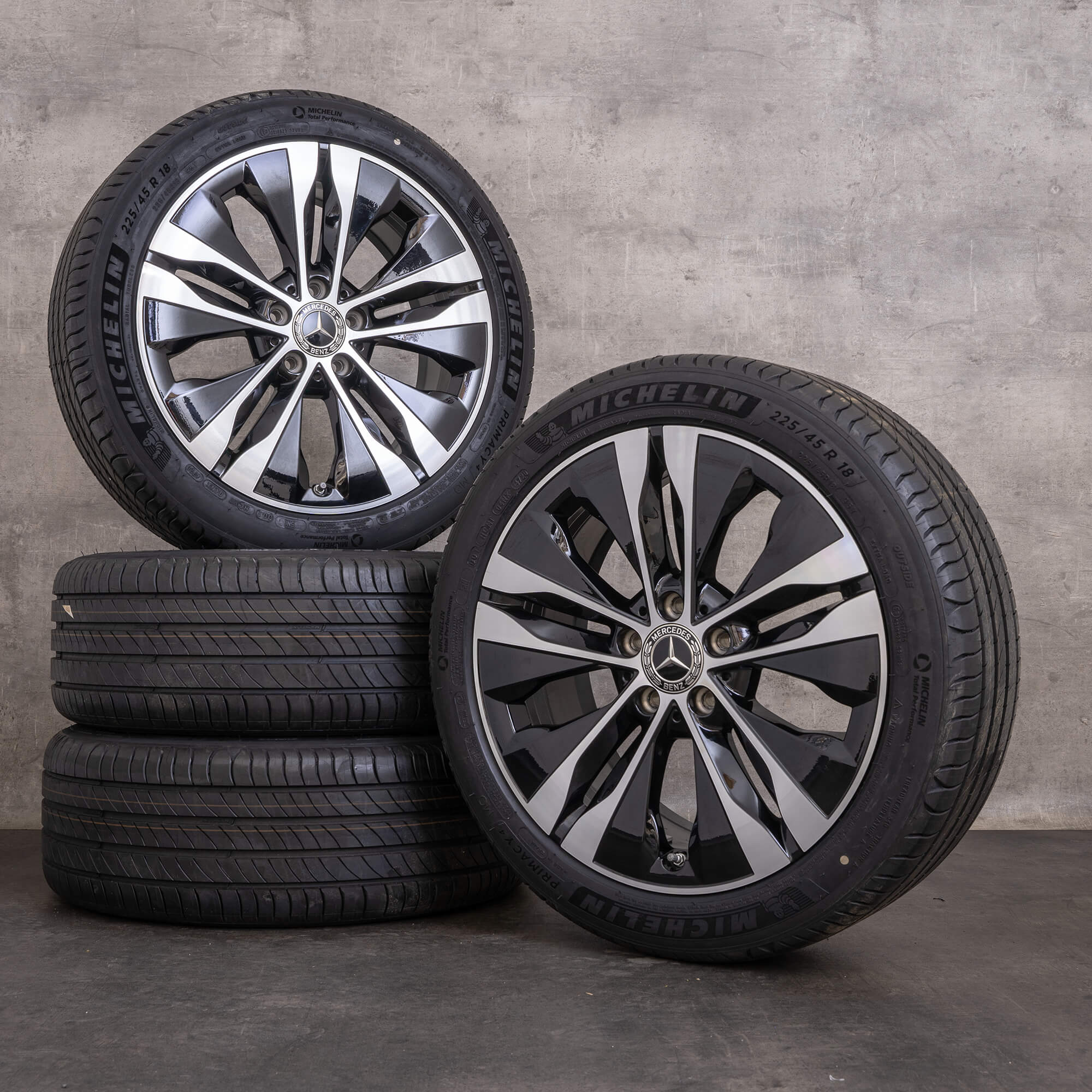 Alkuperäiset Mercedes Benz C-sarjan Hybridit-vanteet 18 tuuman W206 S206 C300e C300de C400e kesäpyörät A2064017300 A2064011400 musta kiillotettu