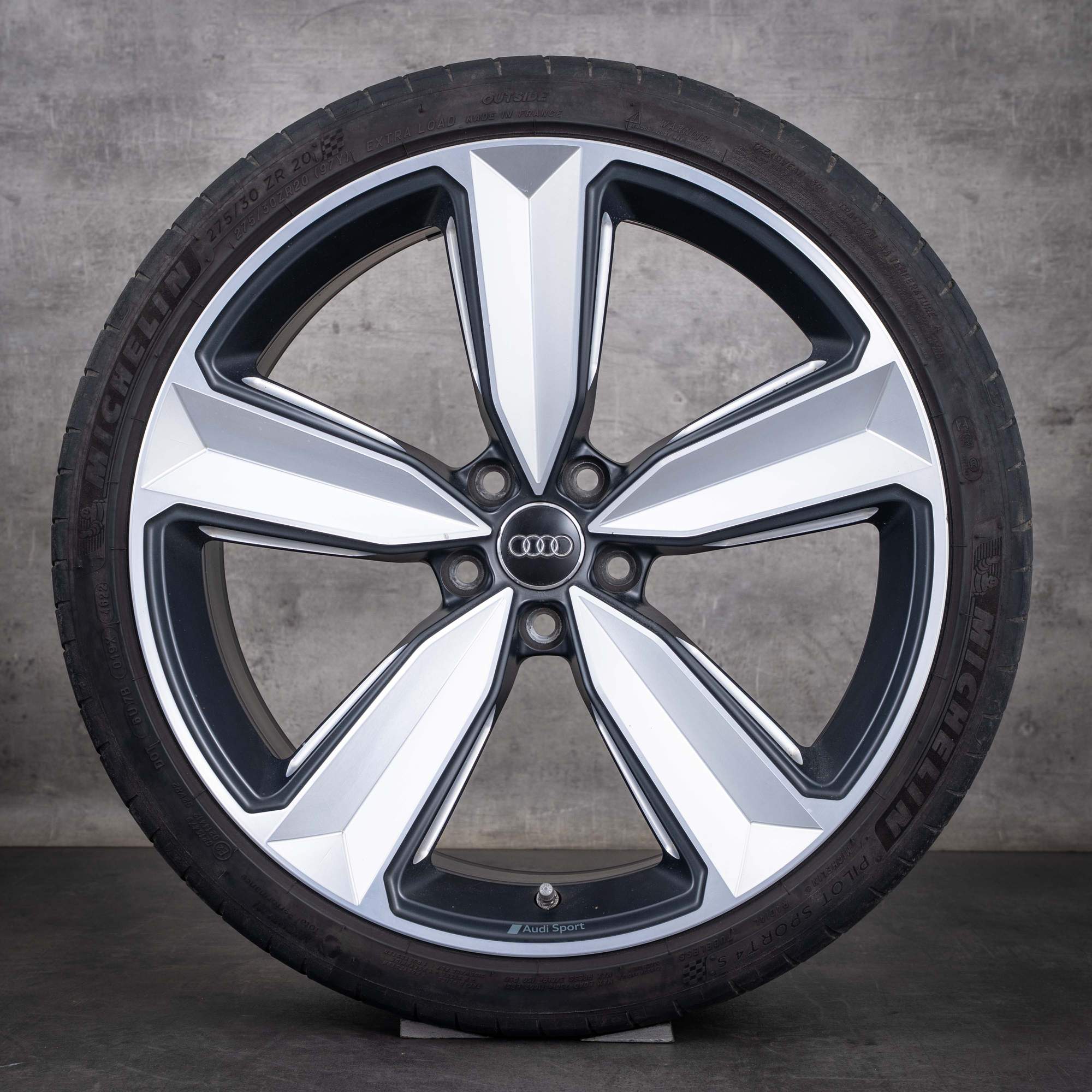 OEM Audi RS4 RS5 20-inch B9 8W F5 summer wheels Peak 8W0601025CS matte black polished
