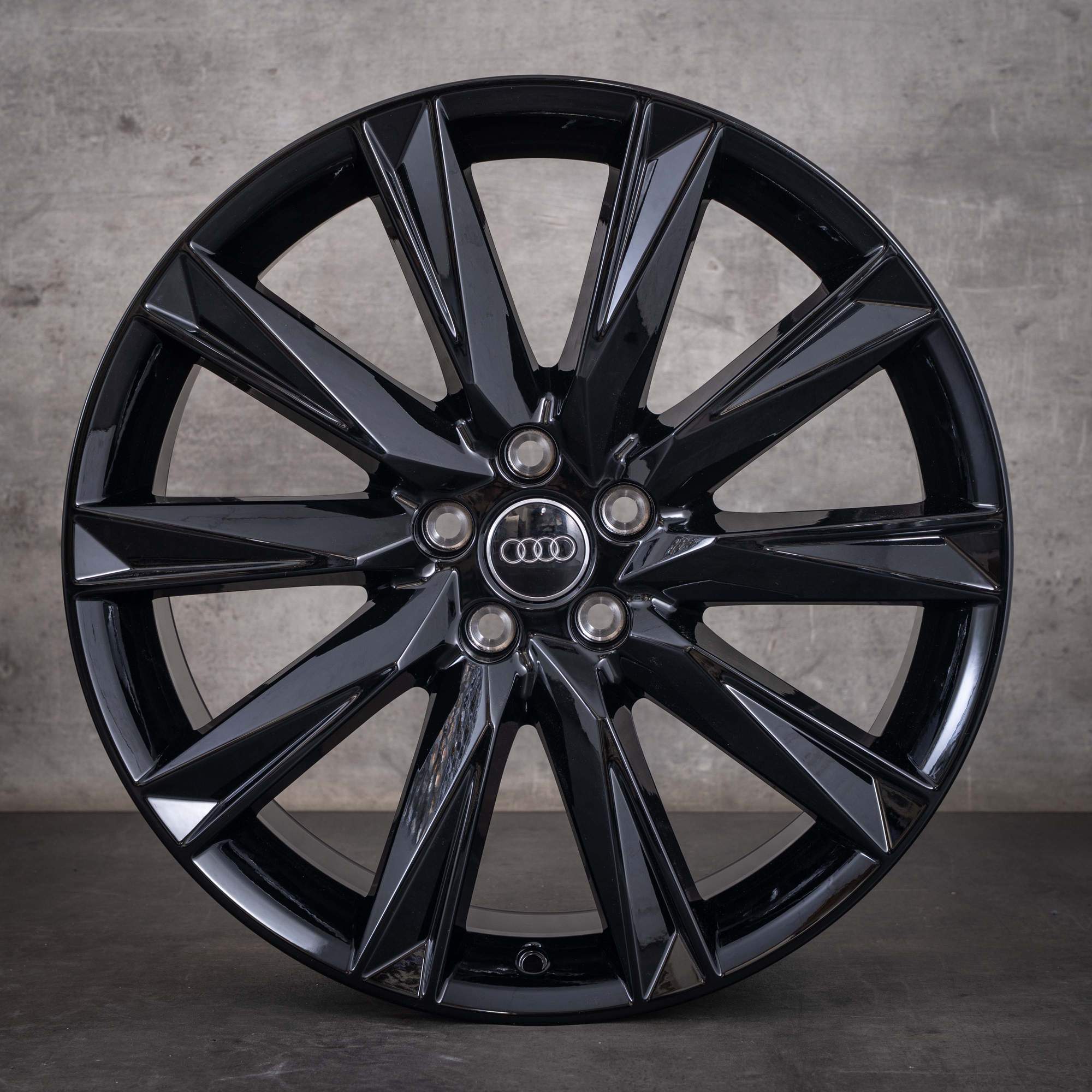 Original Audi e-tron Q8 20 Zoll GE Felgen Lamina 4KE071490A schwarz glanz NEU - Felge 1 von 4
