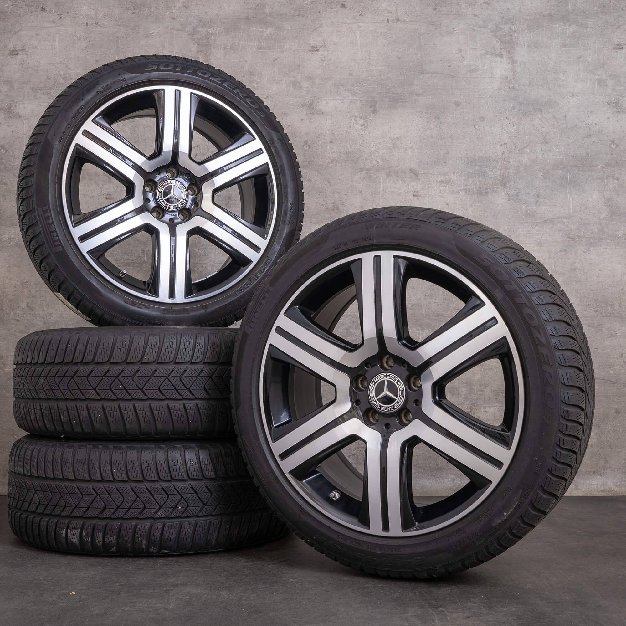 Alkuperäiset Mercedes Benz E-sarjan 19 tuuman X213 All-Terrain vanteet talvirenkaat A2534011600 musta kiillotettu