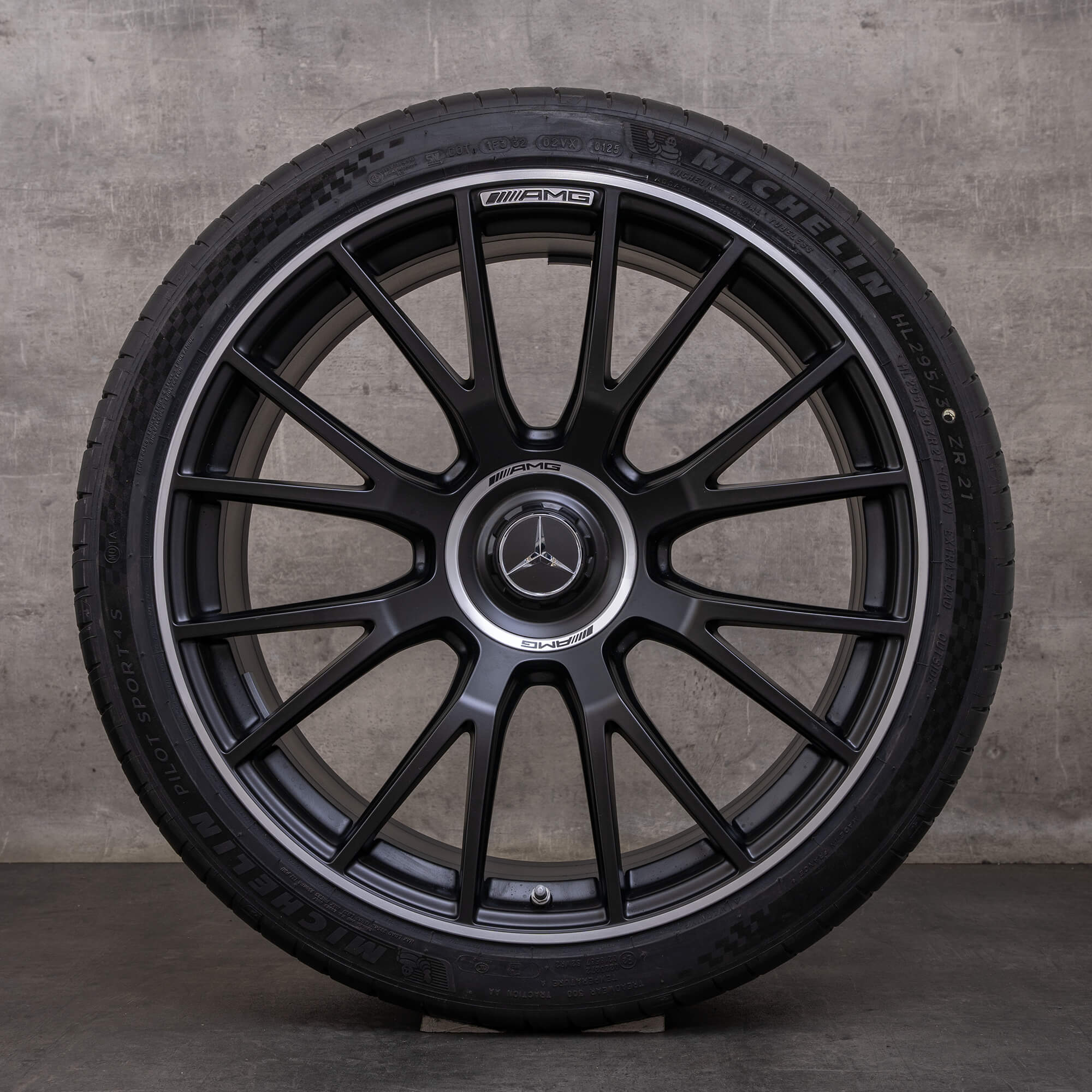 Orijinal Mercedes Benz E-Serisi E53 Hibrit AMG jantlar 21 inç W214 yaz jant lastik A2144011300 A2144011400 siyah mat parlak tornalanmış