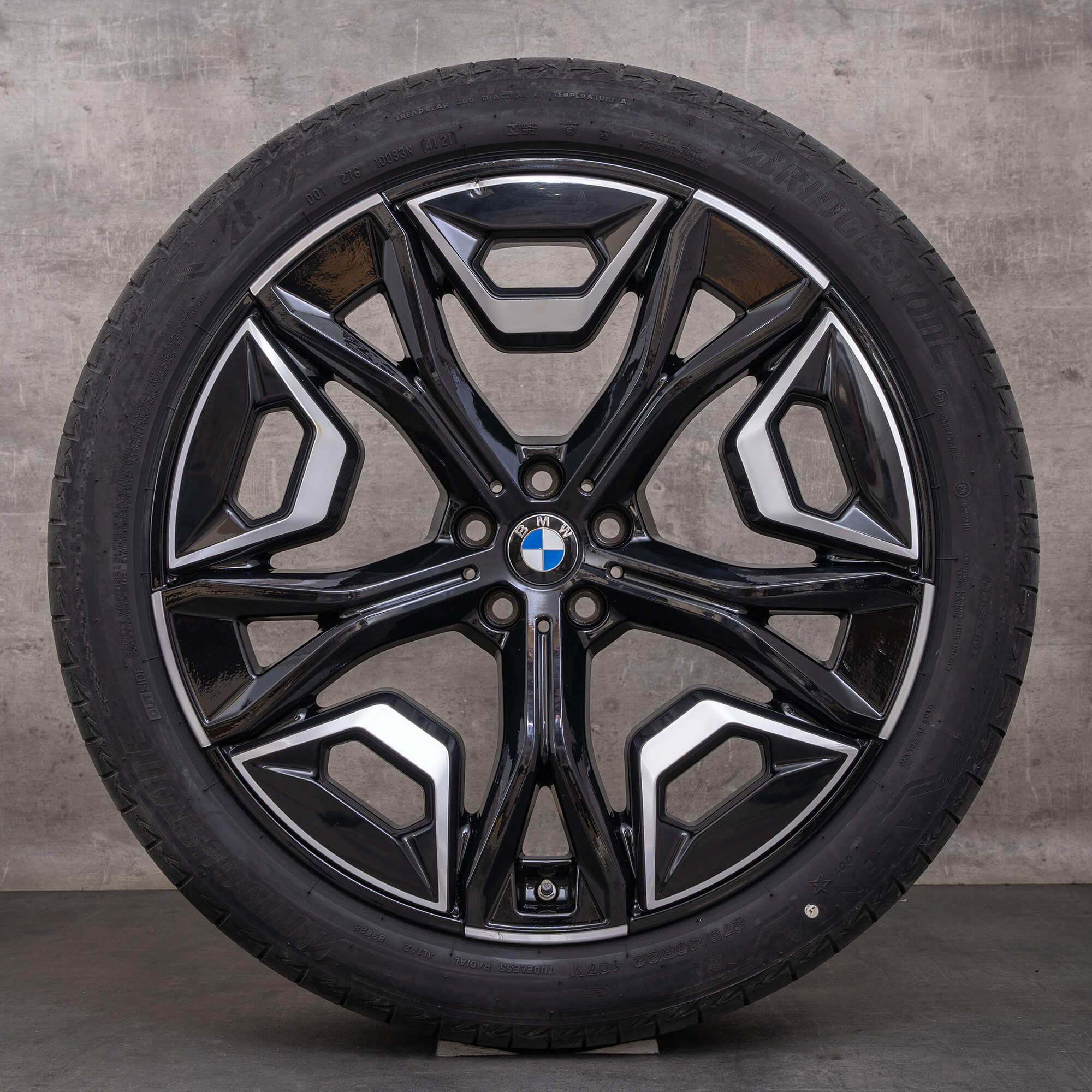 Oryginalne felgi BMW iX 22 cale i20 letnie koła stylizowane 1020 5A02658 czarne polerowane toczone