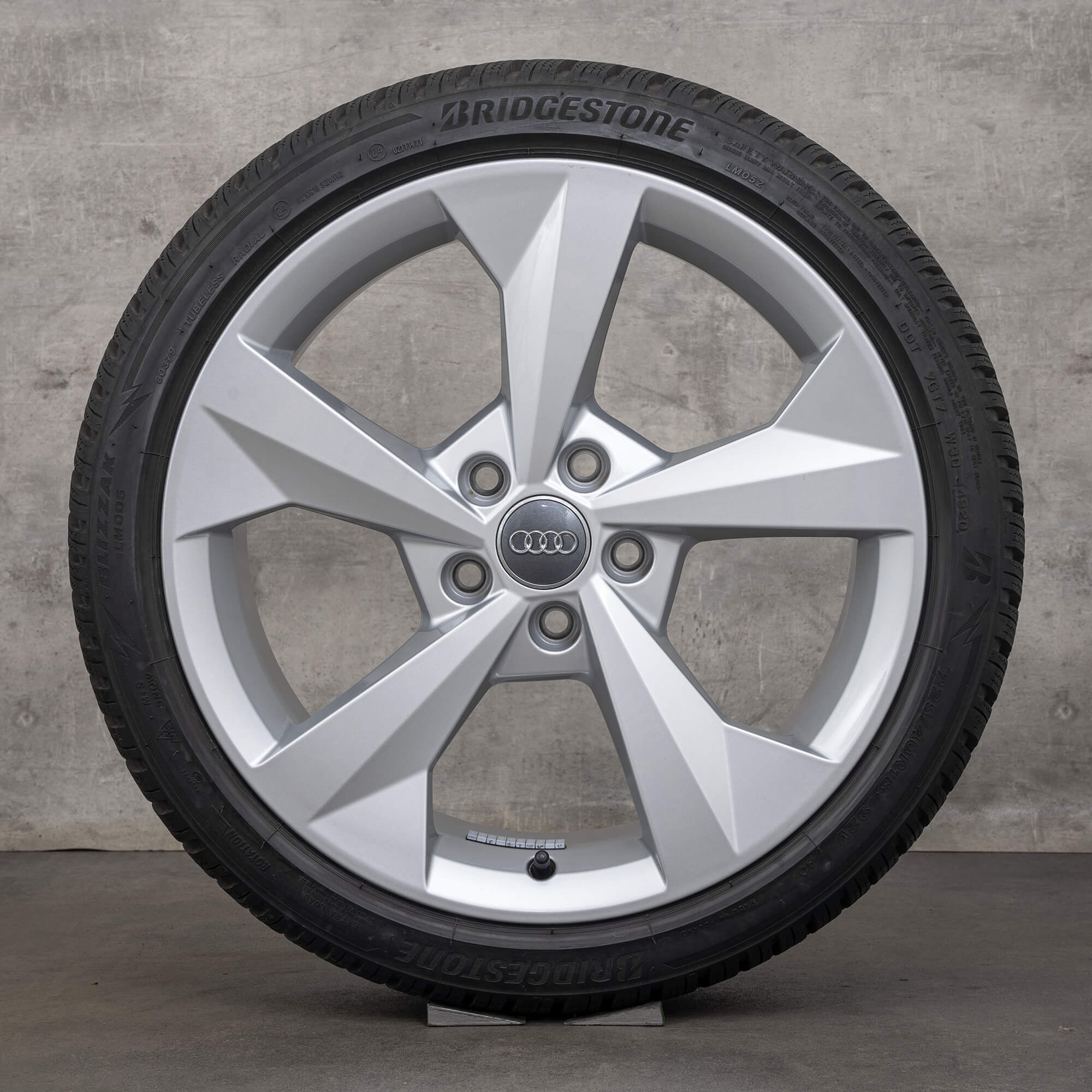 Audi A3 S3 8Y rodas de inverno pneus jantes alumínio 18 polegadas 8Y0601025J 7