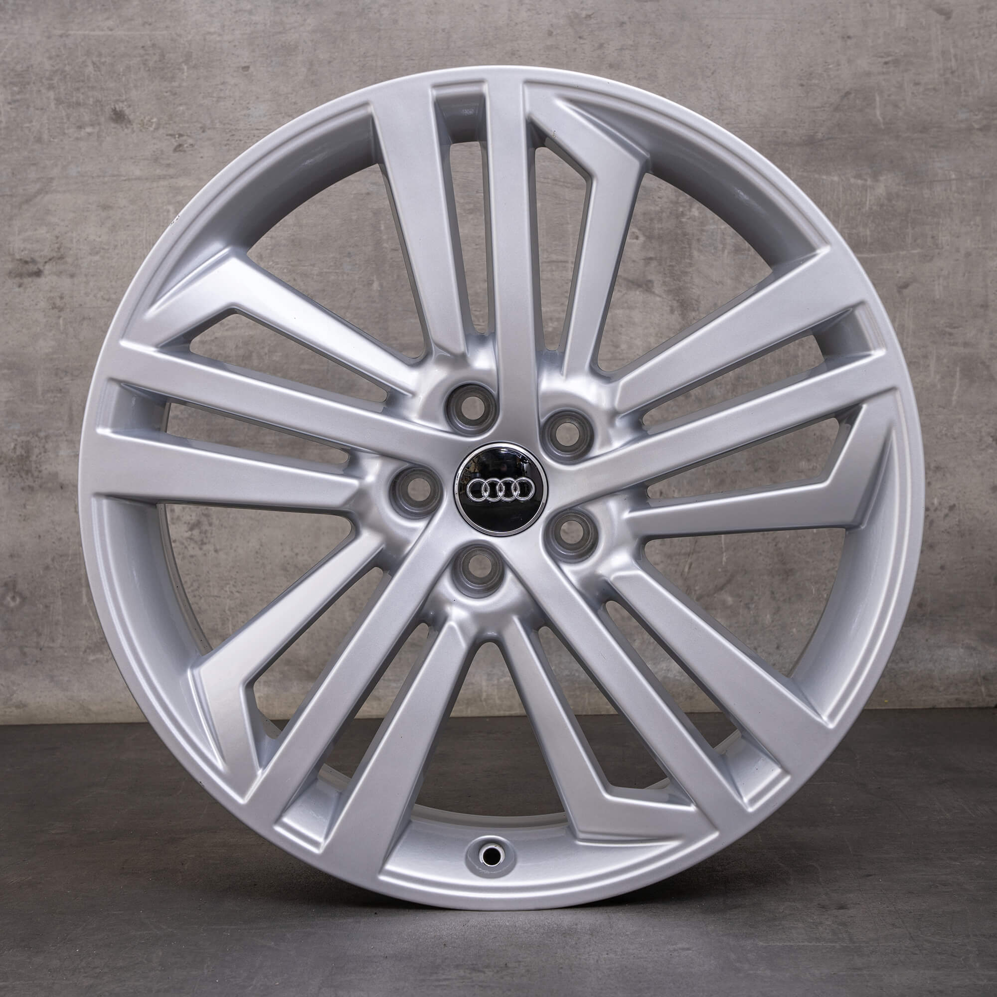 OEM Audi Q5 SQ5 Rims 20 inch FY 80A601025L silver glossy