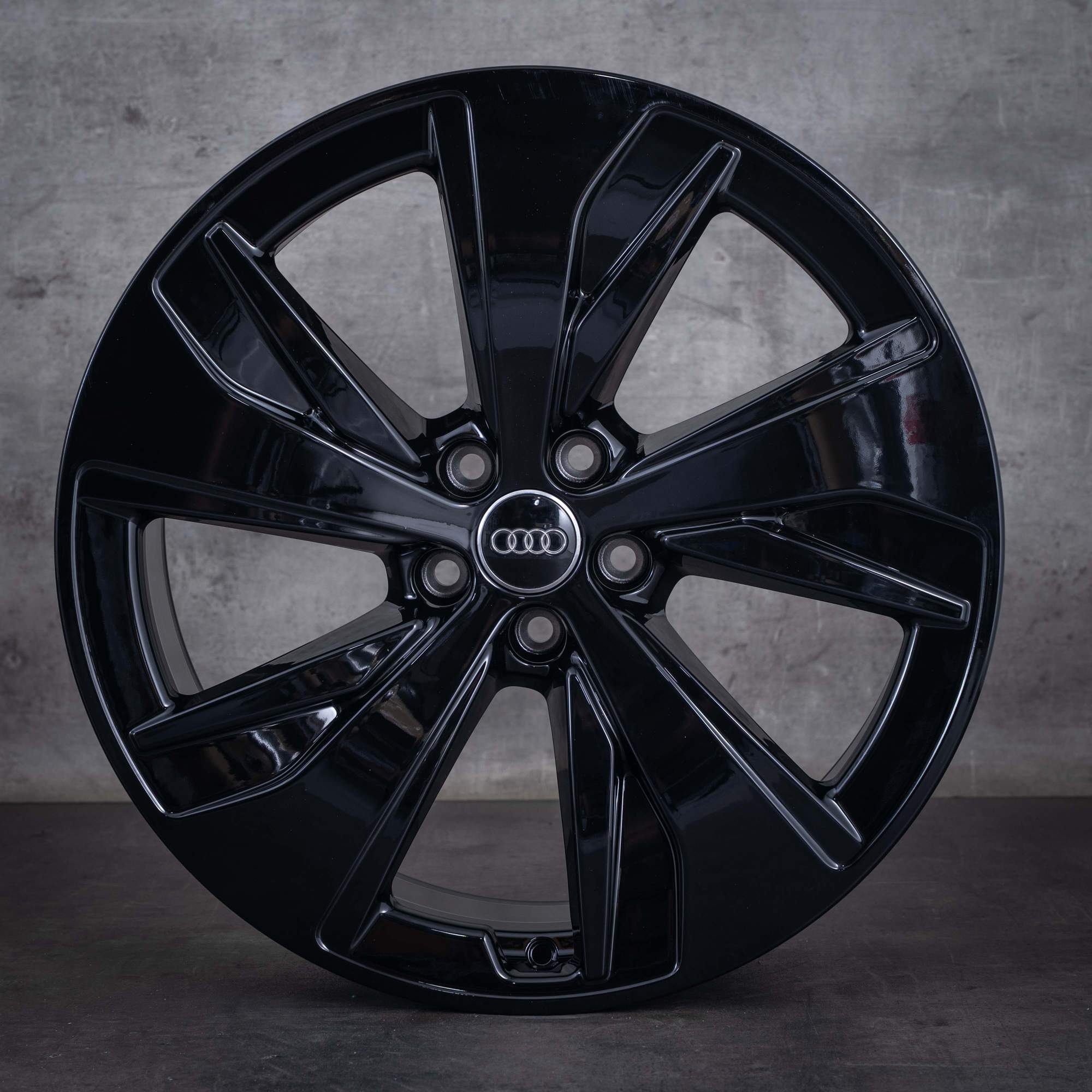 Original Audi e-tron GE Q8 Felgen 20 Zoll 4KE 4KE601025AF schwarz glanz