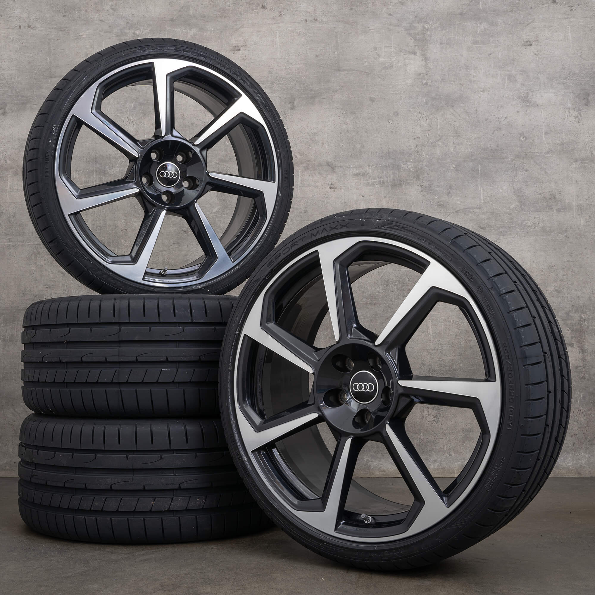 Audi TT RS 8S FV summer wheels 20 inch rims tires Rotor 8S0601025AD