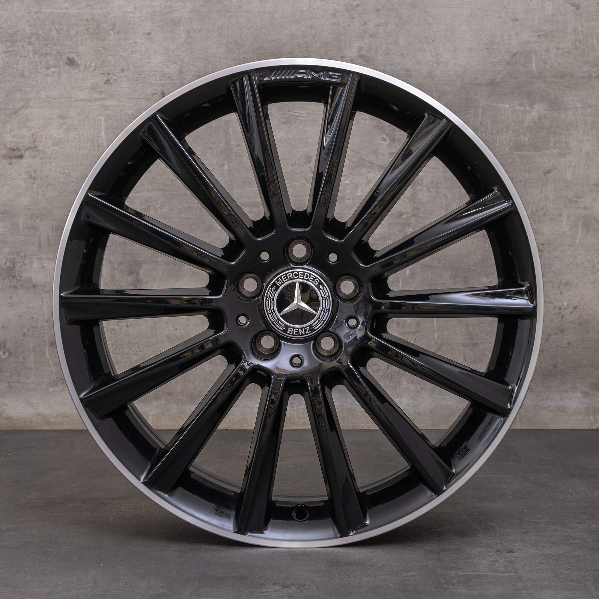 Originale Mercedes Benz C-Klasse AMG fælge 19 tommer W205 S205 C205 A205 A2054011300 A2054011400 sort højglans finish