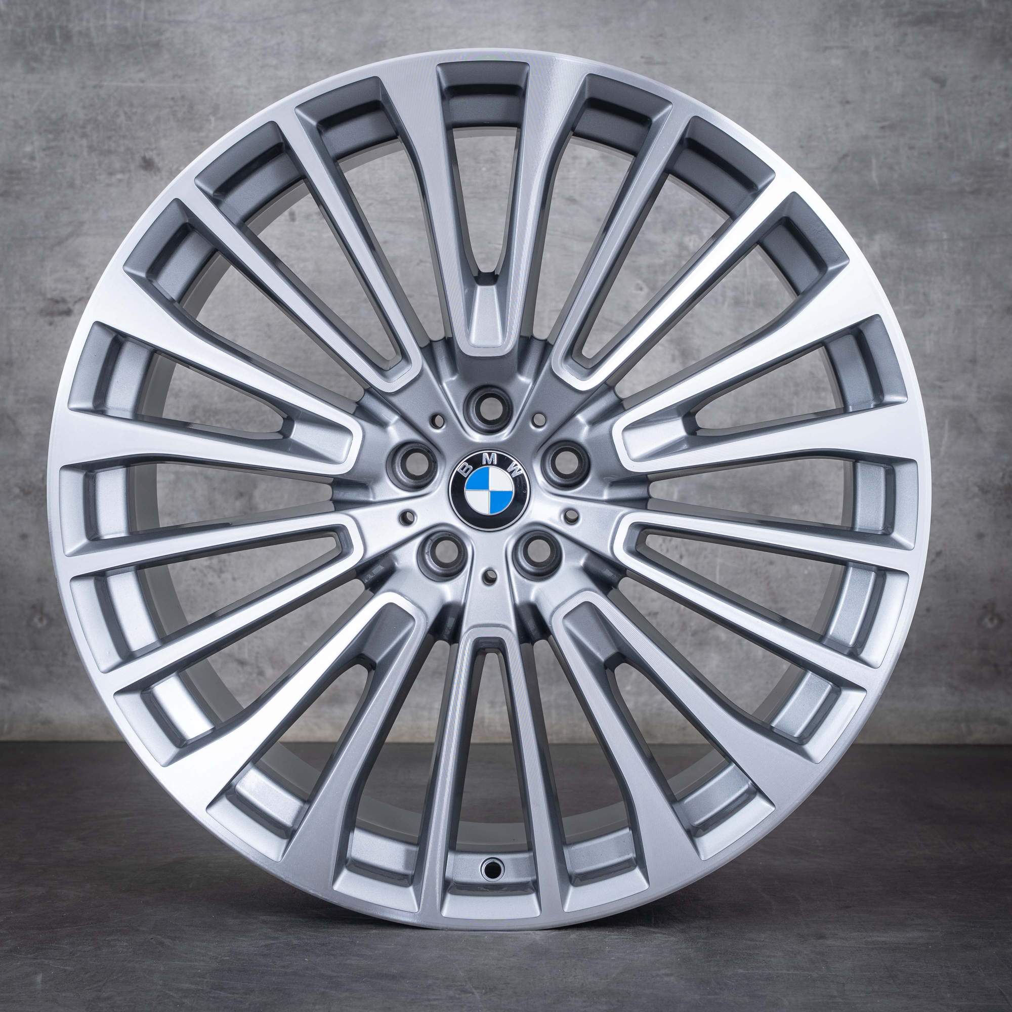 Originale BMW X7 felger 22 tommers G07 Styling 757 6885144 6885463 jerngrå frontpolert dreid