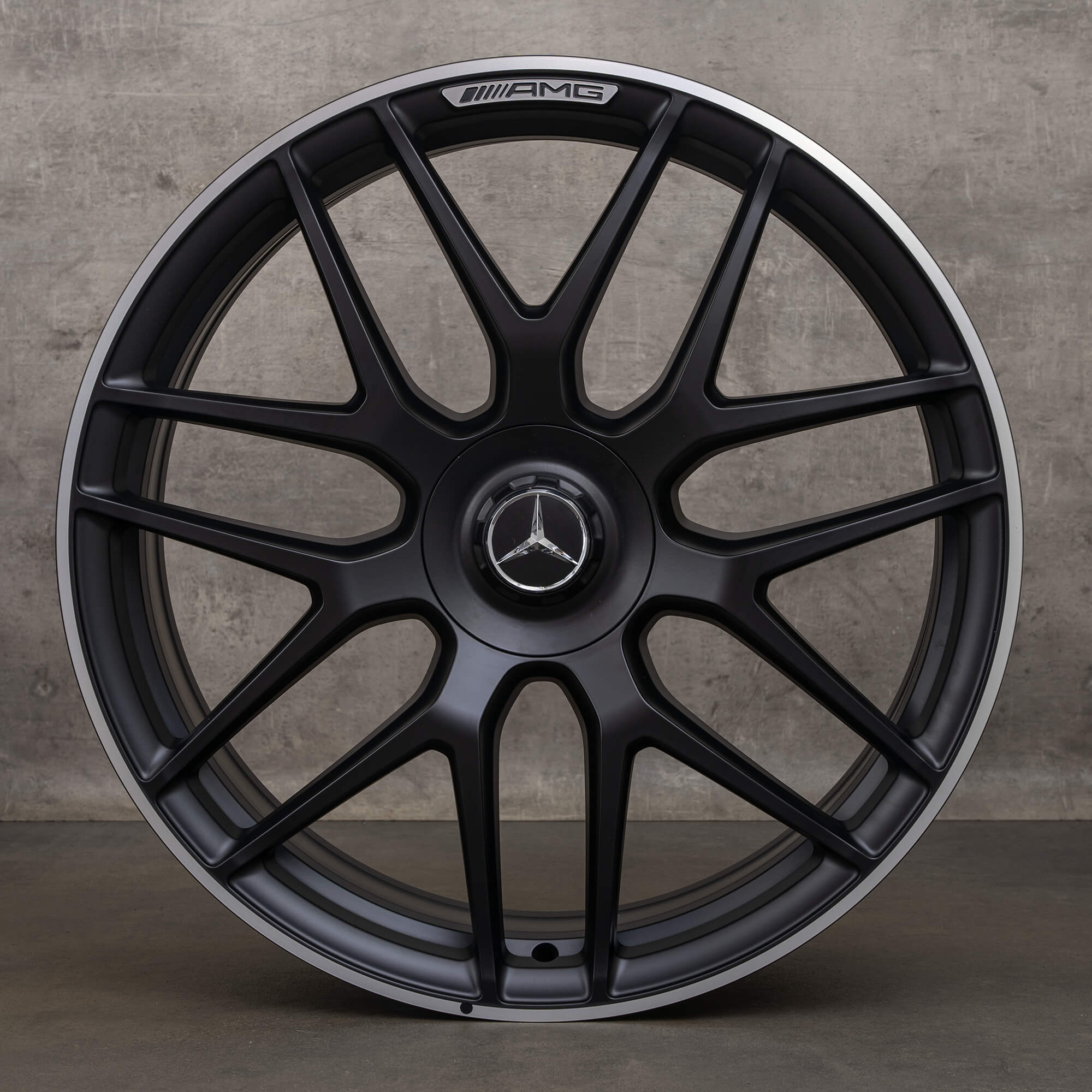Oryginalne felgi AMG GLE 22 cale W167 A1674015601 A1674015701 wzór szprych poprzecznych czarne polerowane NOWOŚĆ