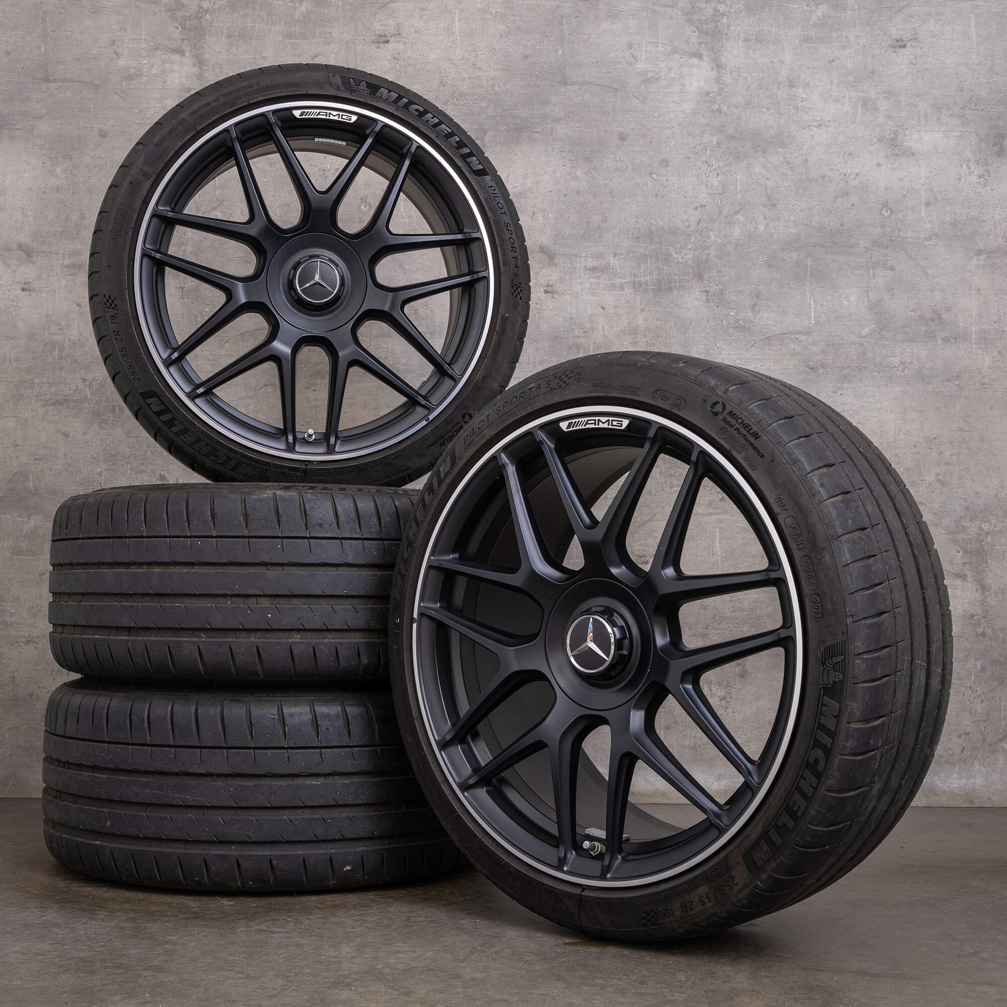 Genuine Mercedes Benz CLA 45 & S AMG ruote 19 pollici C118 X118 estive A1774012400 nero cerchio lucido tornito
