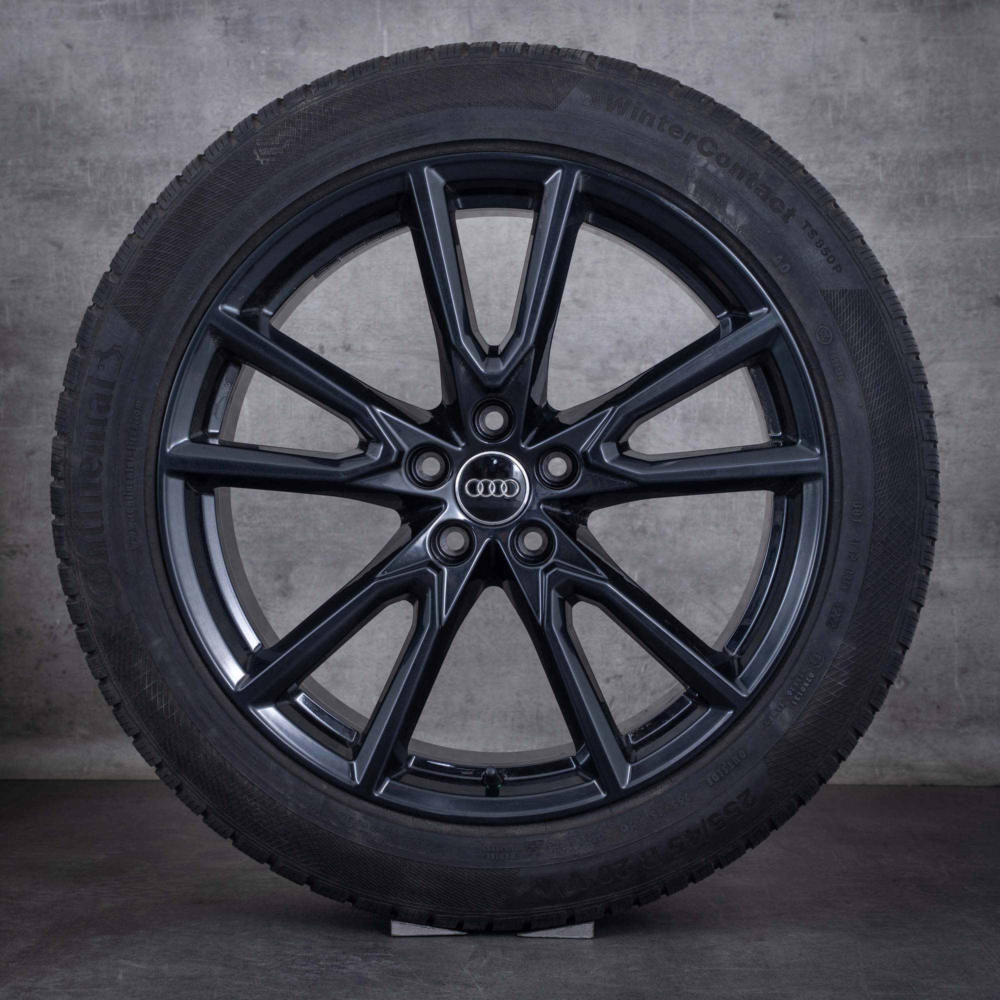 Alkuperäiset Audi Q5 SQ5 talvirenkaat 20 tuuman FY-vanteet 80A071490A Vox Design musta kiiltävä musta.
