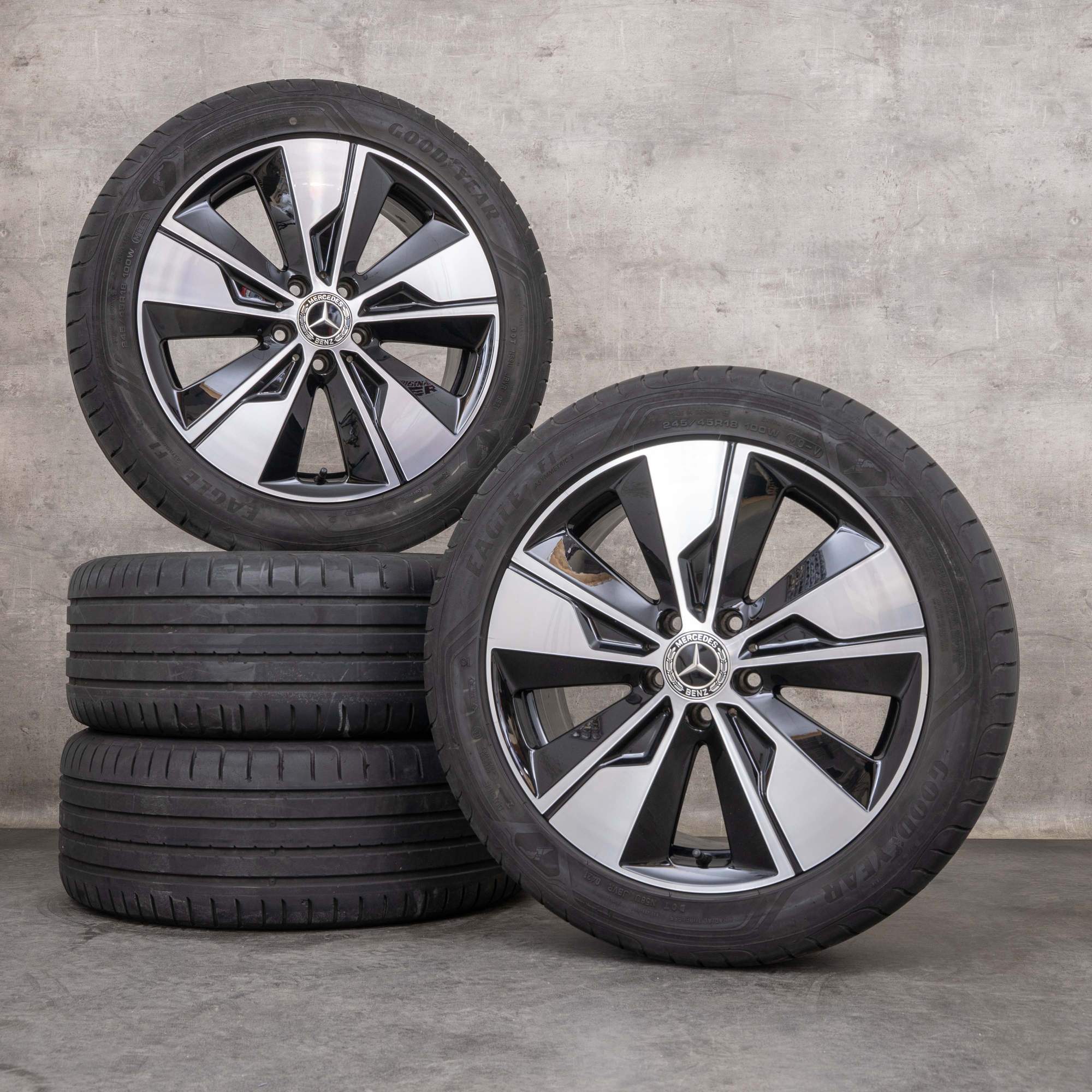 Alkuperäiset Mercedes Benz V-sarja-vanteet 18 tuuman W447 kesäpyörät A4474015500 musta kiillotettu