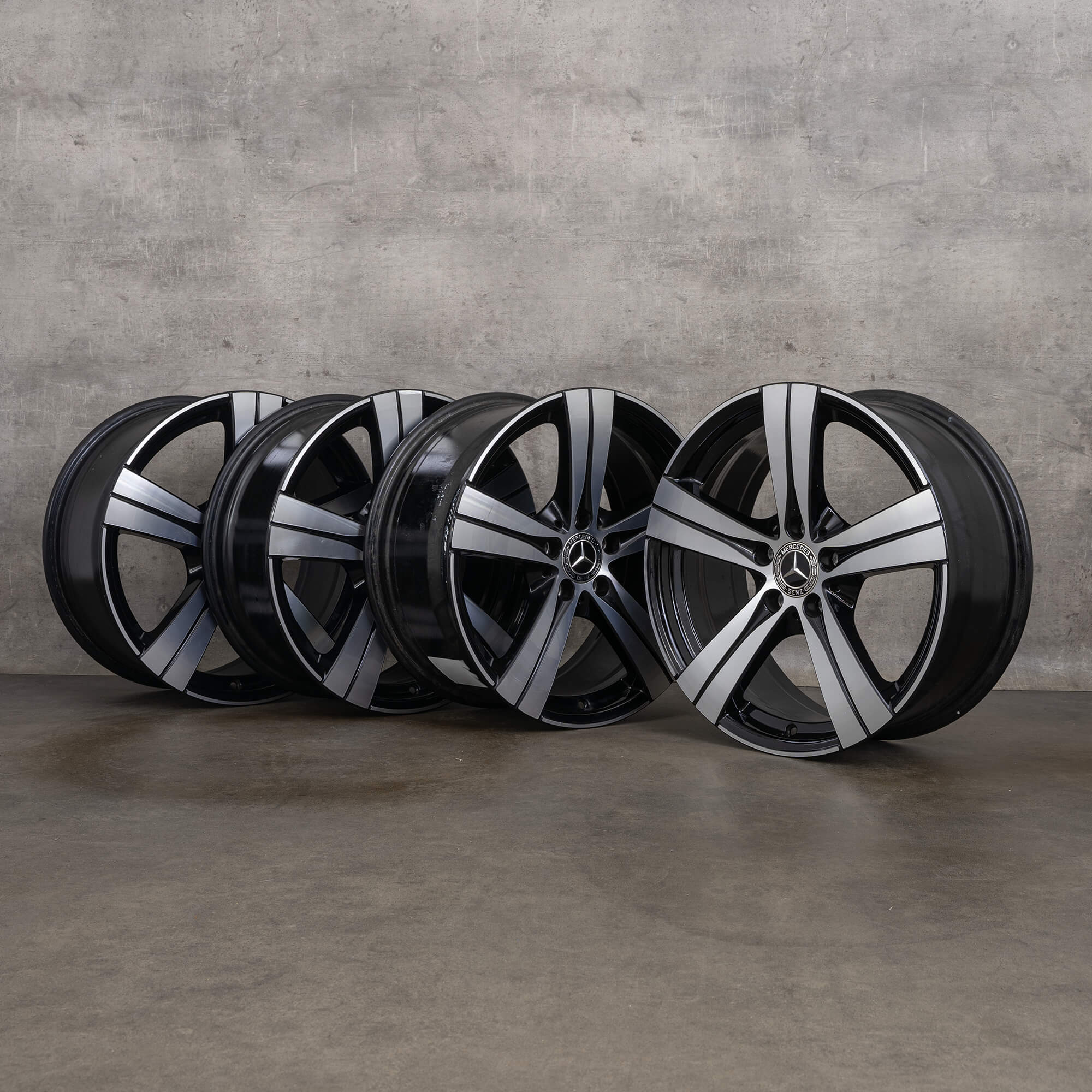 Llantas originales Mercedes Benz Clase C 18 pulgadas W206 S206 A2064014700 A2064014800 negro brillante