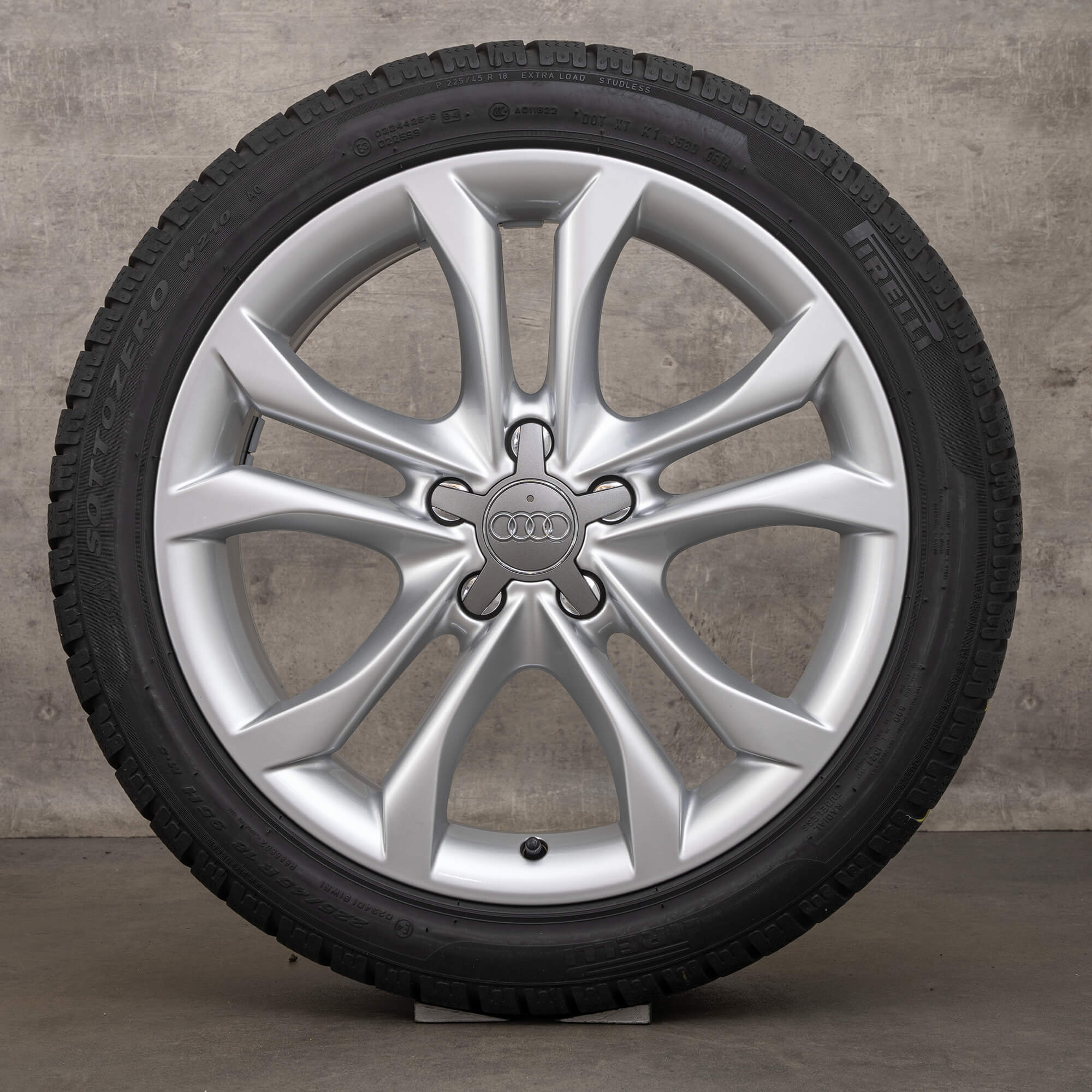Original Audi A4 B8 8K 18 inch winter tires rims 8K0601025 silver